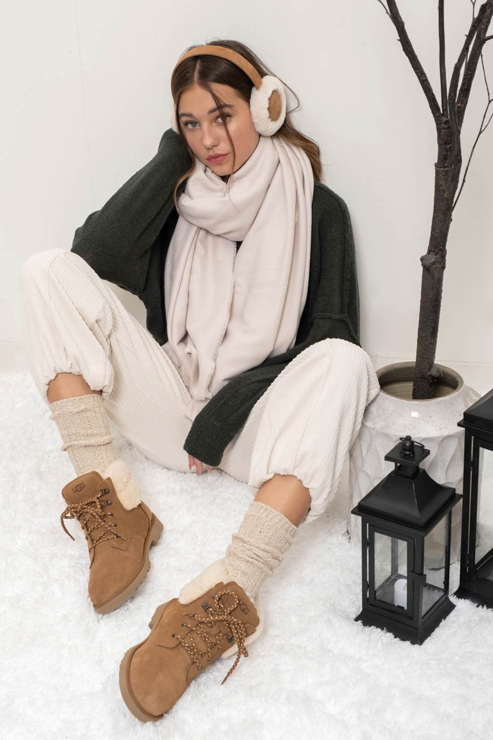 SOLID KNIT PULLOVER
