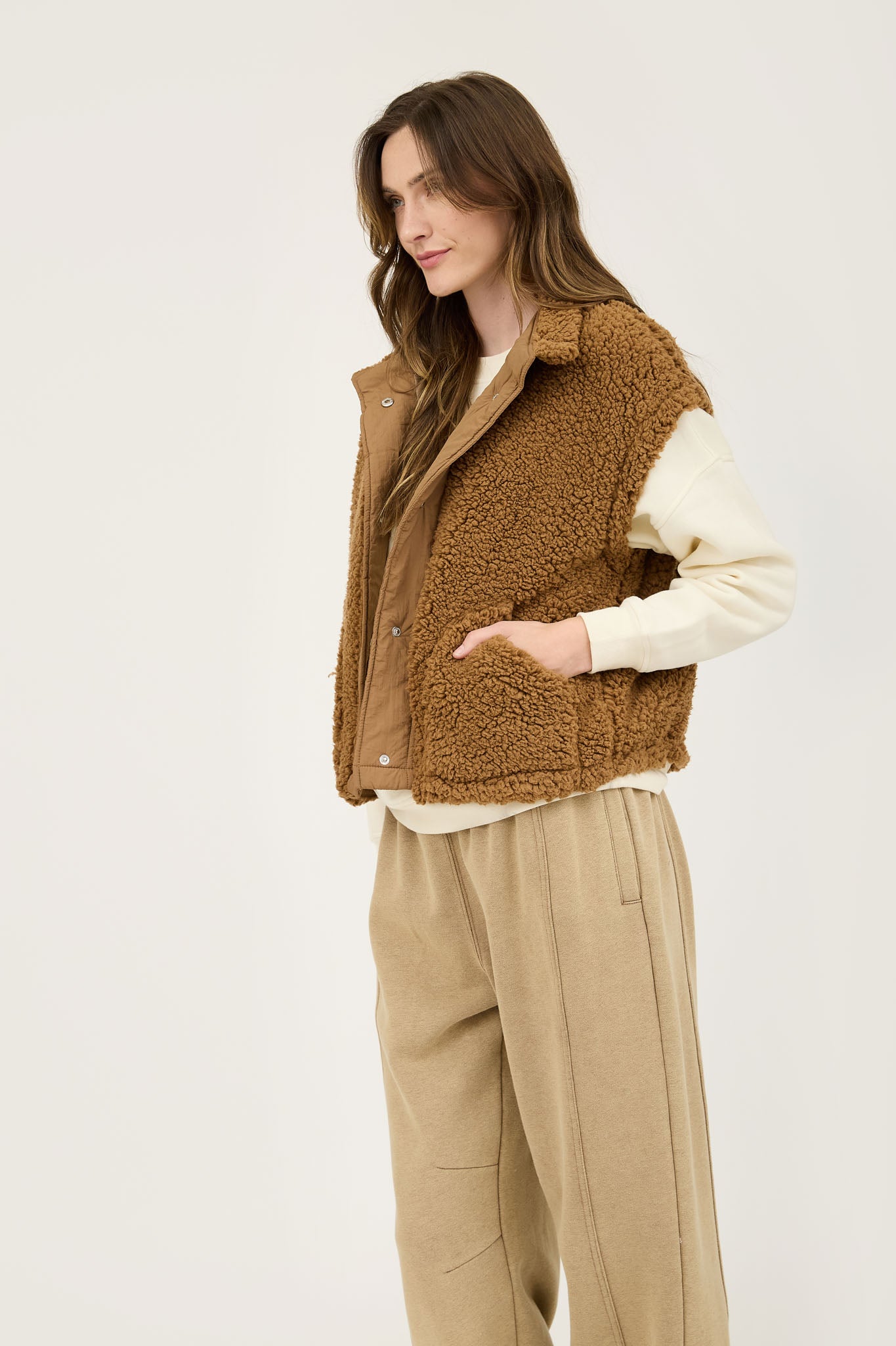 TEDDY BUTTON DOWN FAUX SHEARLING VEST