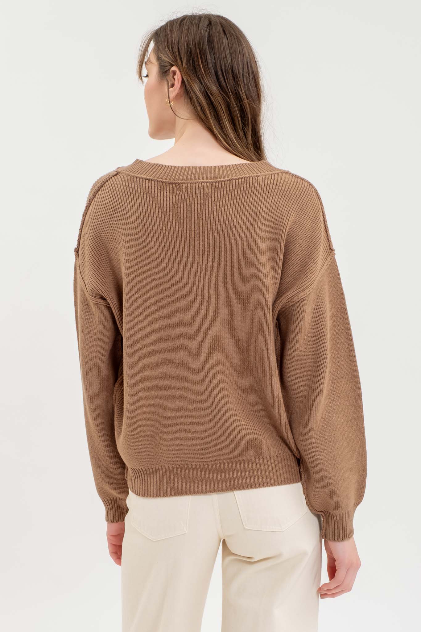 EXPOSED SEAM V NECK PULLOVER KNIT SWEATER