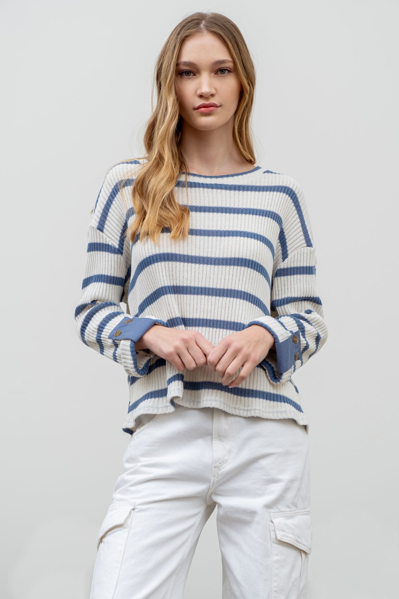 STRIPED 3/4 FOLDED SLEEVE KNIT TOP