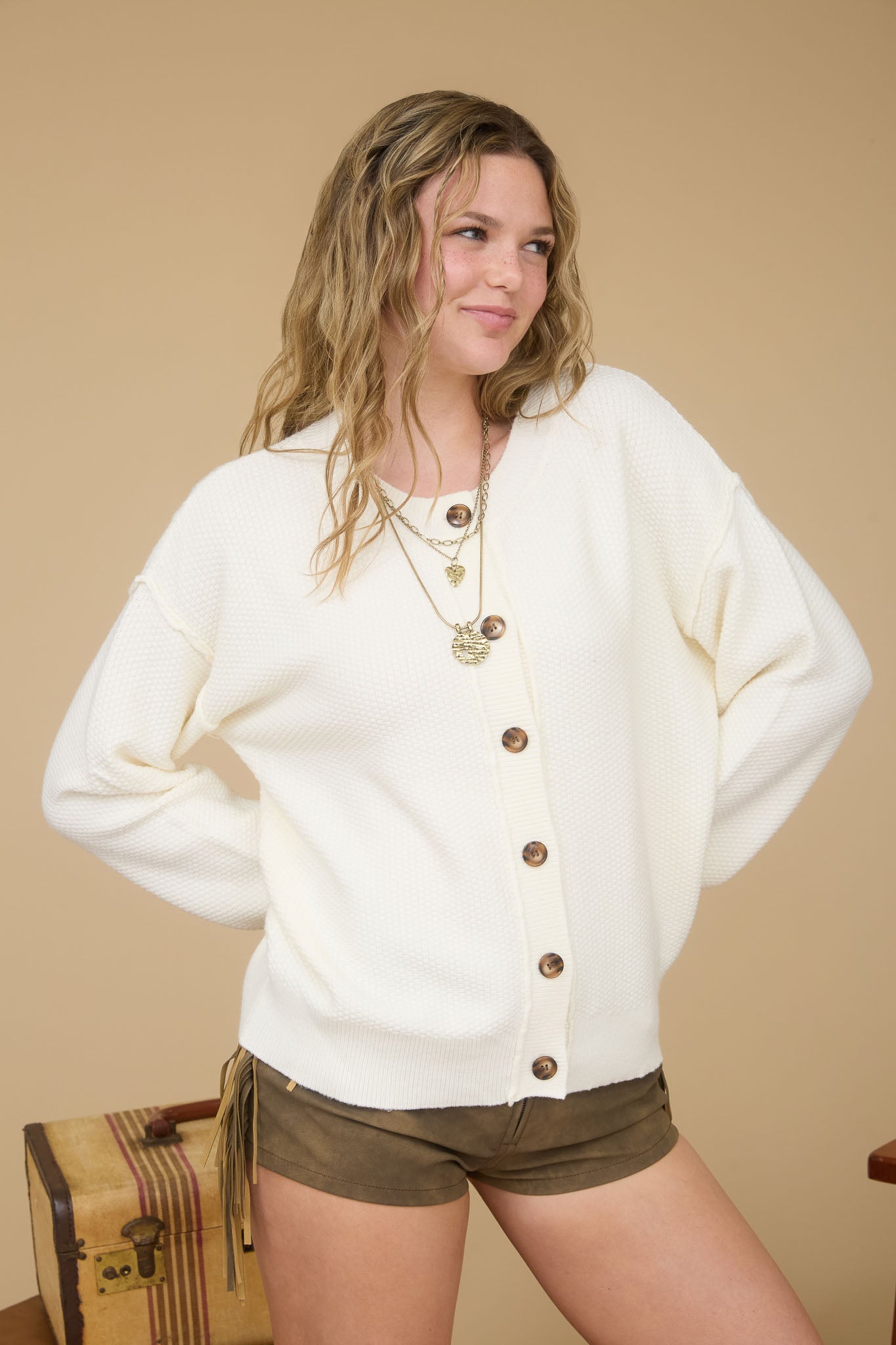 EXPOSED SEAM BUTTON DOWN KNIT CARDIGAN