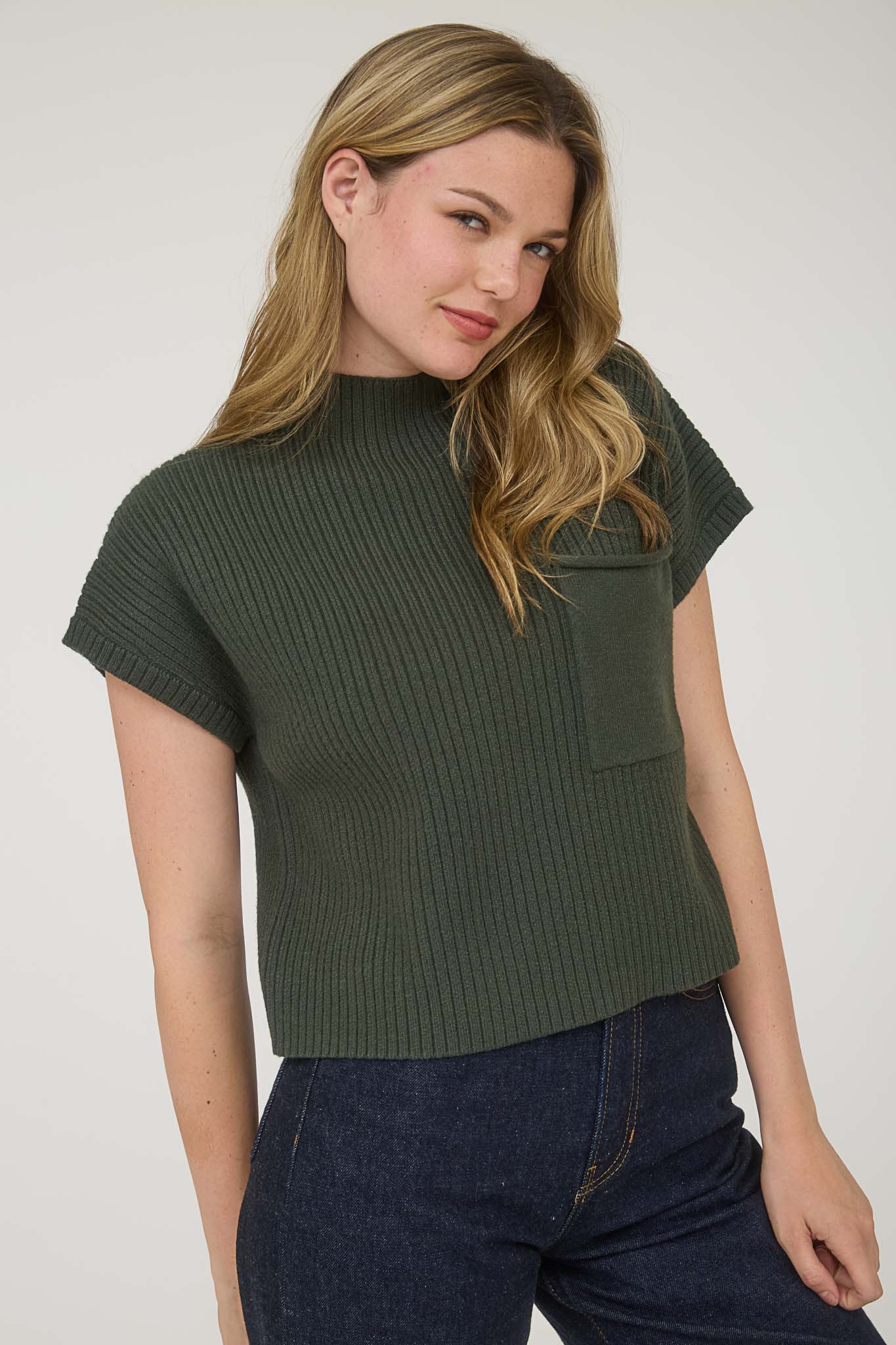 MOCK NECK POCKET DETAIL SHORT SLEEVE KNIT SWEATER