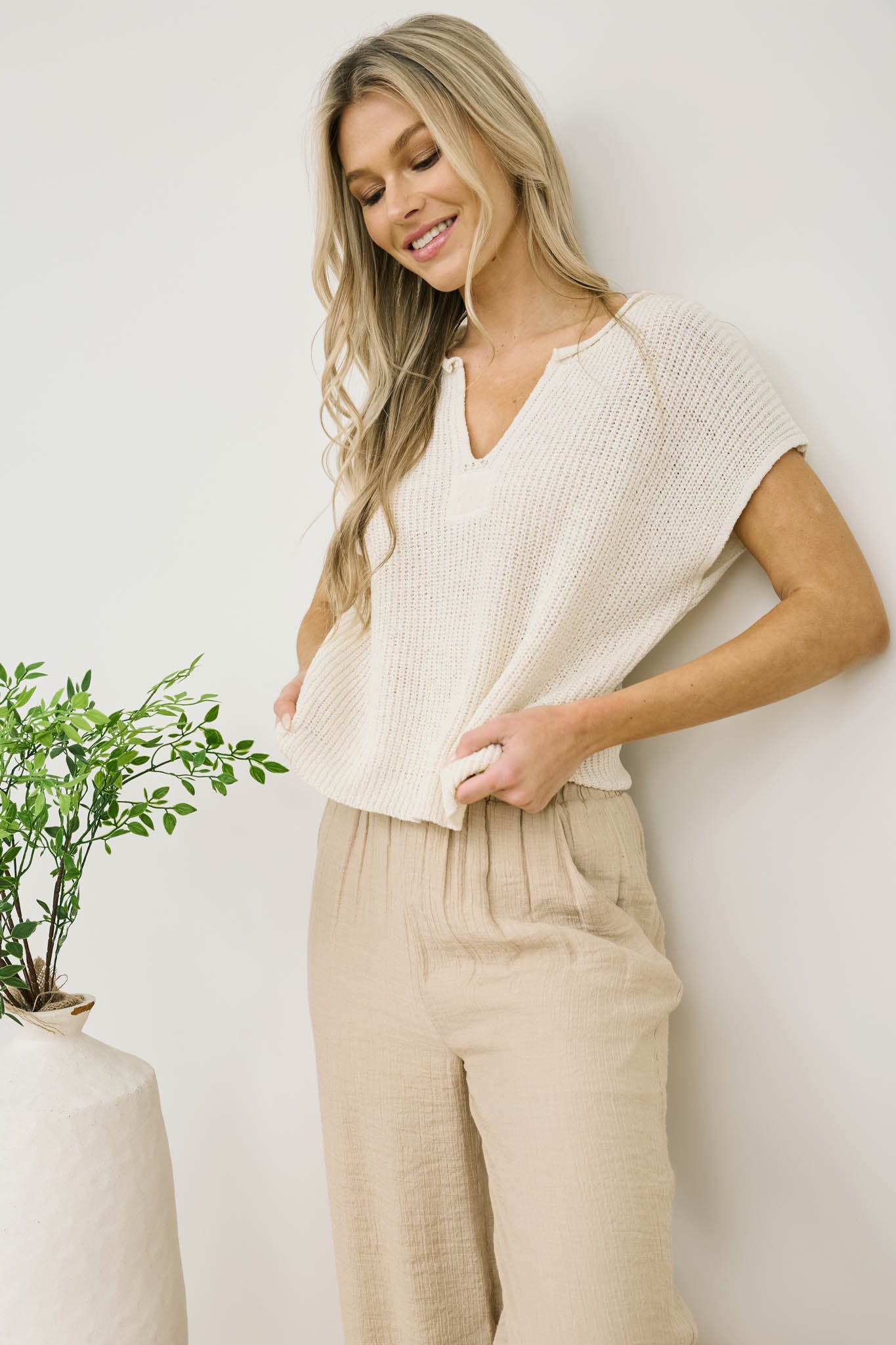 SPLIT NECK SHORT SLEEVE KNIT PULLOVER