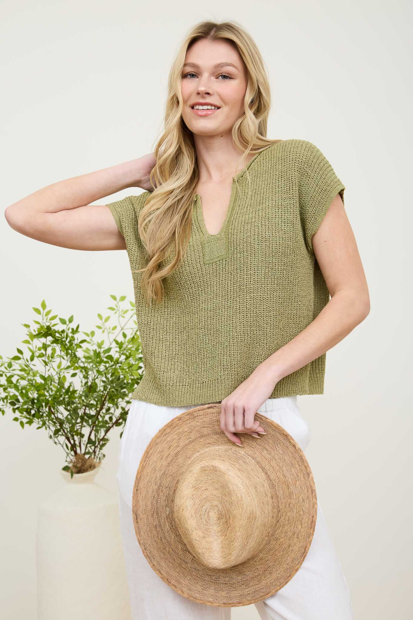 SPLIT NECK SHORT SLEEVE KNIT PULLOVER