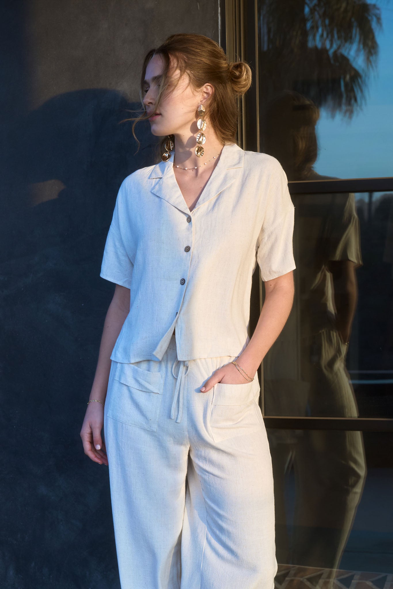 COLLARED BUTTON DOWN SHORT SLEEVE LINEN TOP