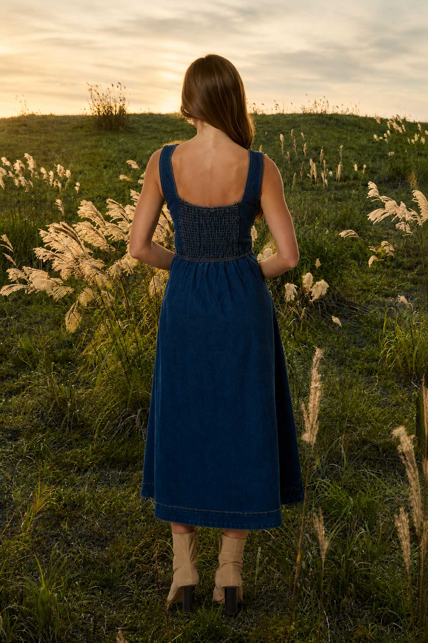 BUTTON DOWN SEAM DETAIL DENIM MIDI DRESS