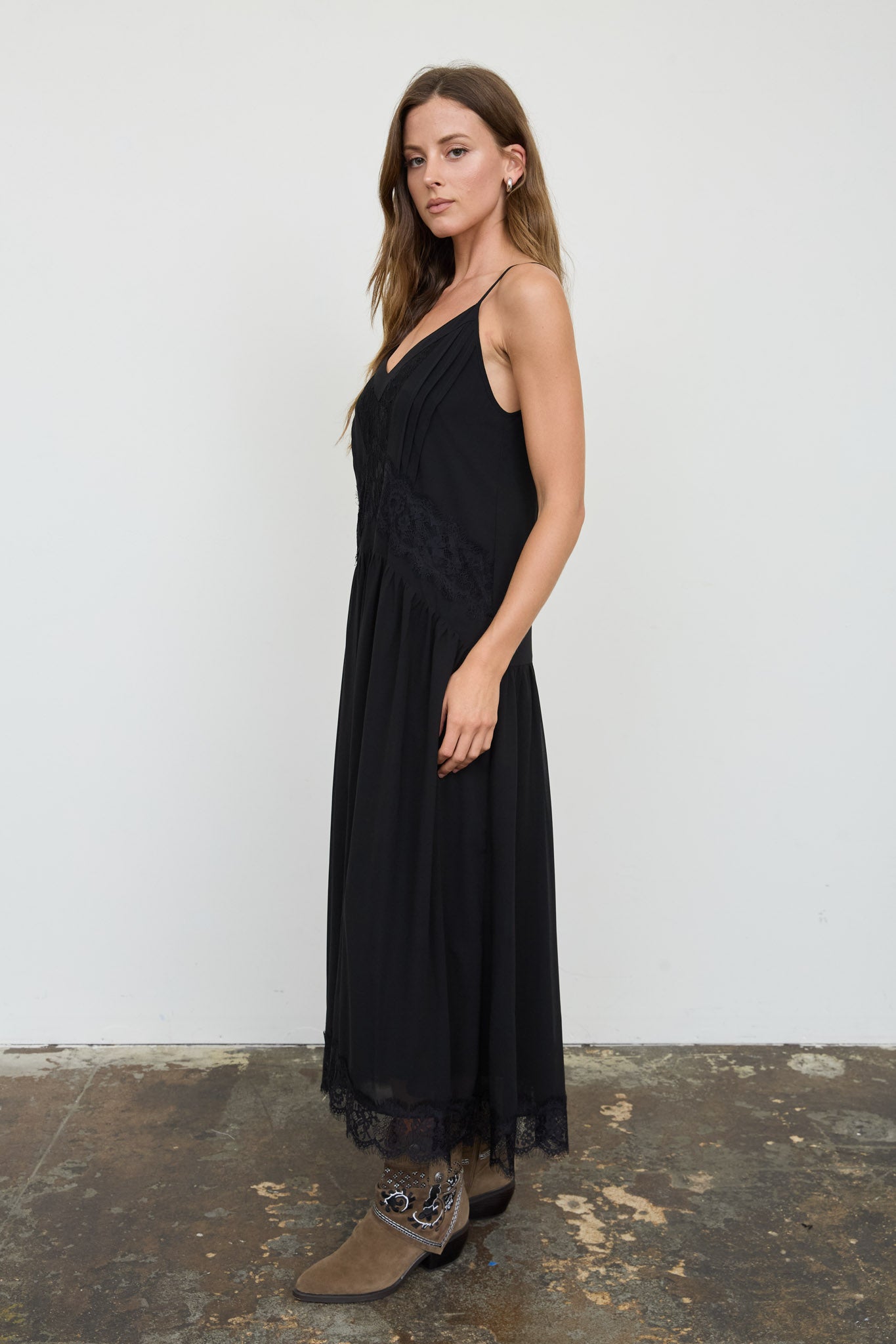 LACE TRIM DROP WAIST SPAGHETTI STRAP MIDI DRESS (PRE-ORDER)