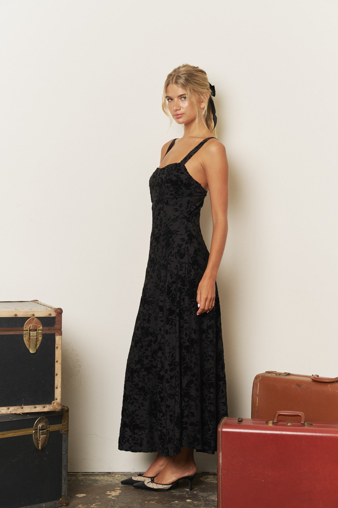 BURNOUT FLORAL SQUARE NECK MIDI DRESS