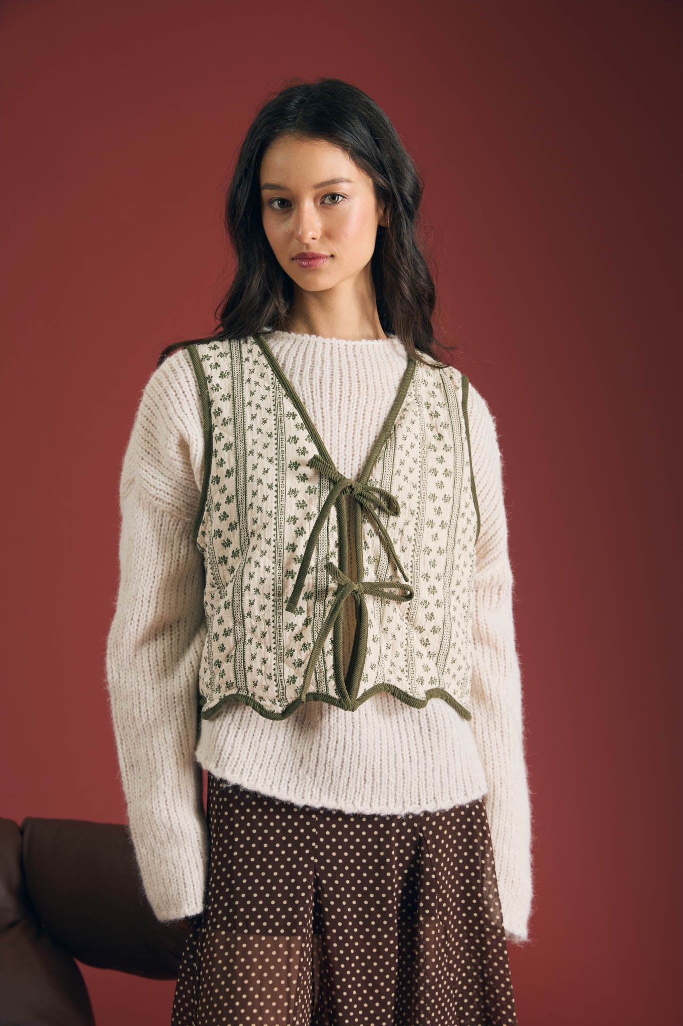 STRIPE FLORAL FRONT TIE QUILTED VEST