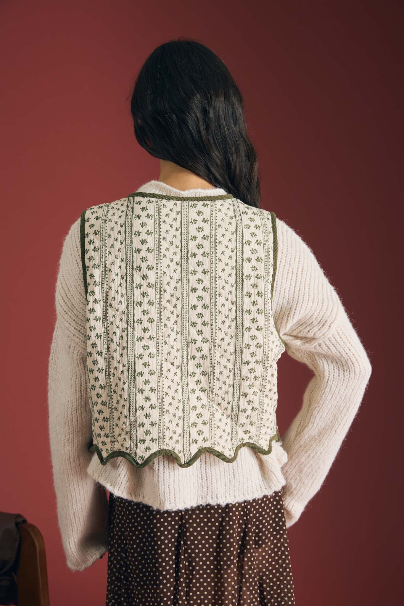 STRIPE FLORAL FRONT TIE QUILTED VEST