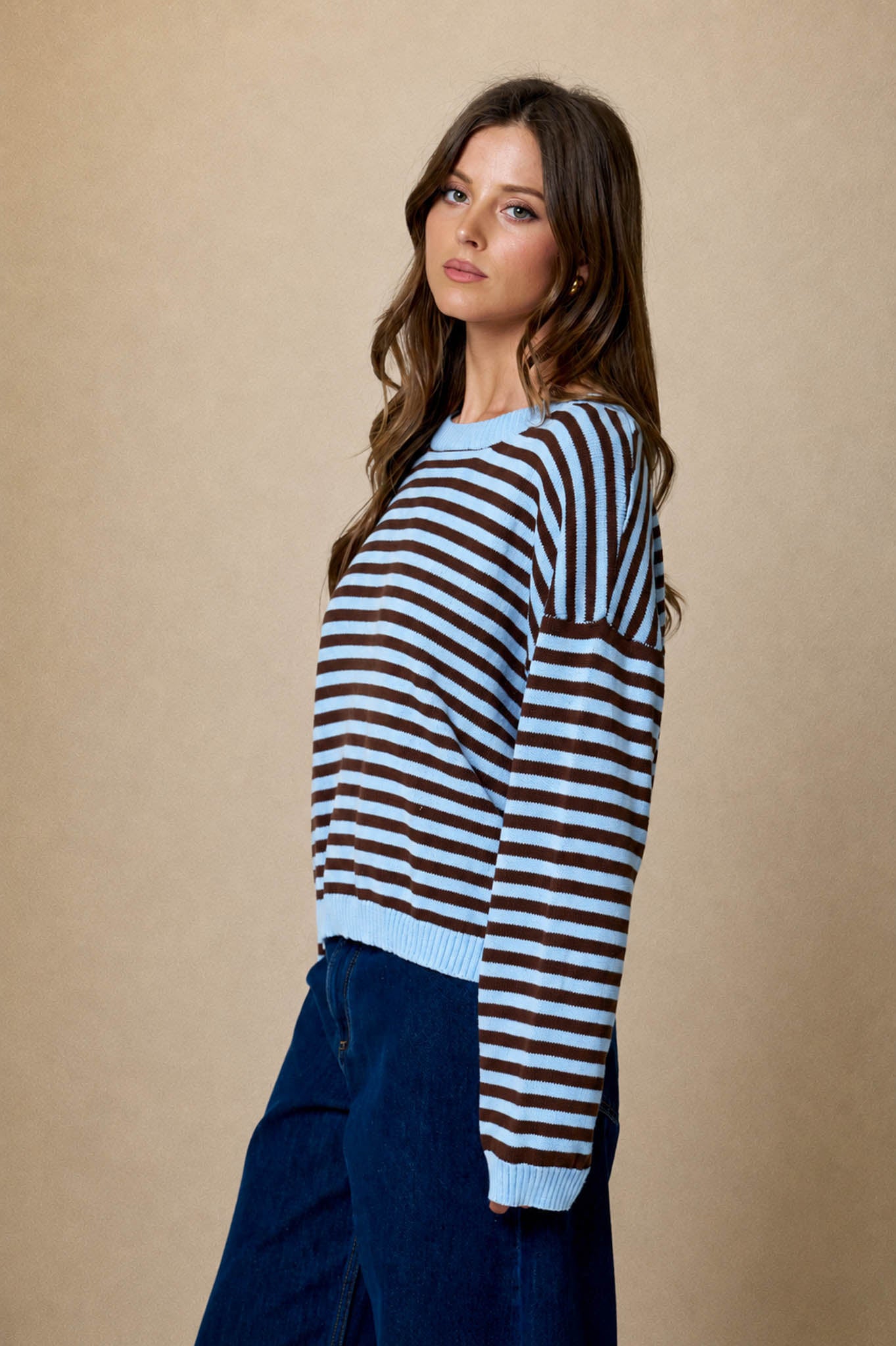 STRIPE RELAXED BACK BUTTON DETAIL KNIT SWEATER