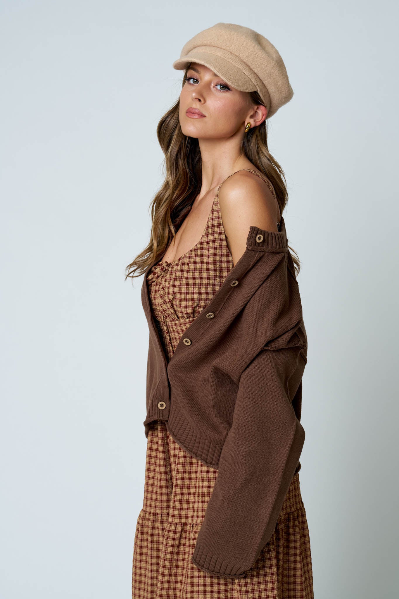 RAW EDGE EXPOSED SEAM BUTTON DOWN KNIT CARDIGAN
