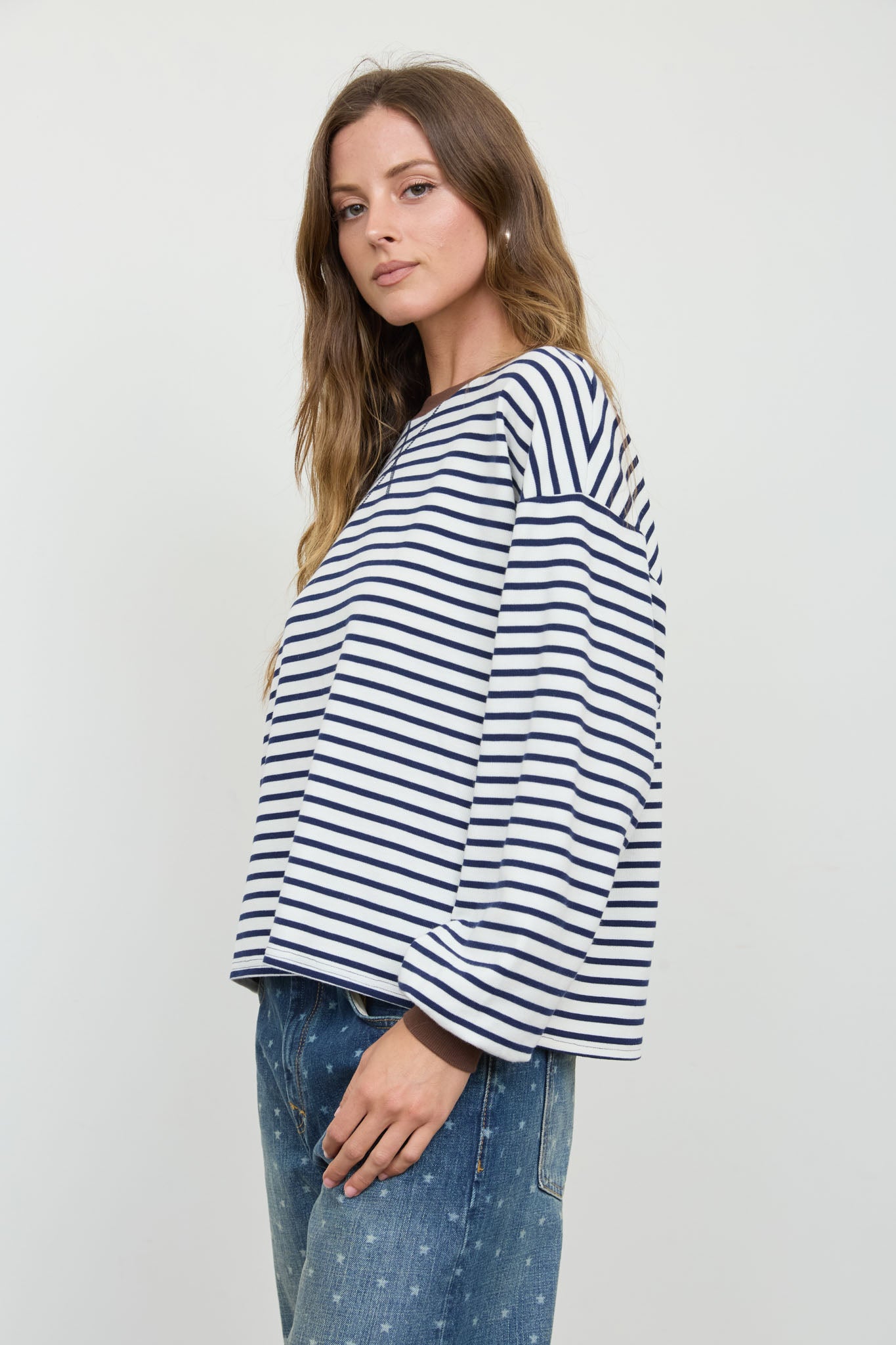 STRIPE CREW NECK V-STITCH LONG SLEEVE KNIT TOP (PRE-ORDER)