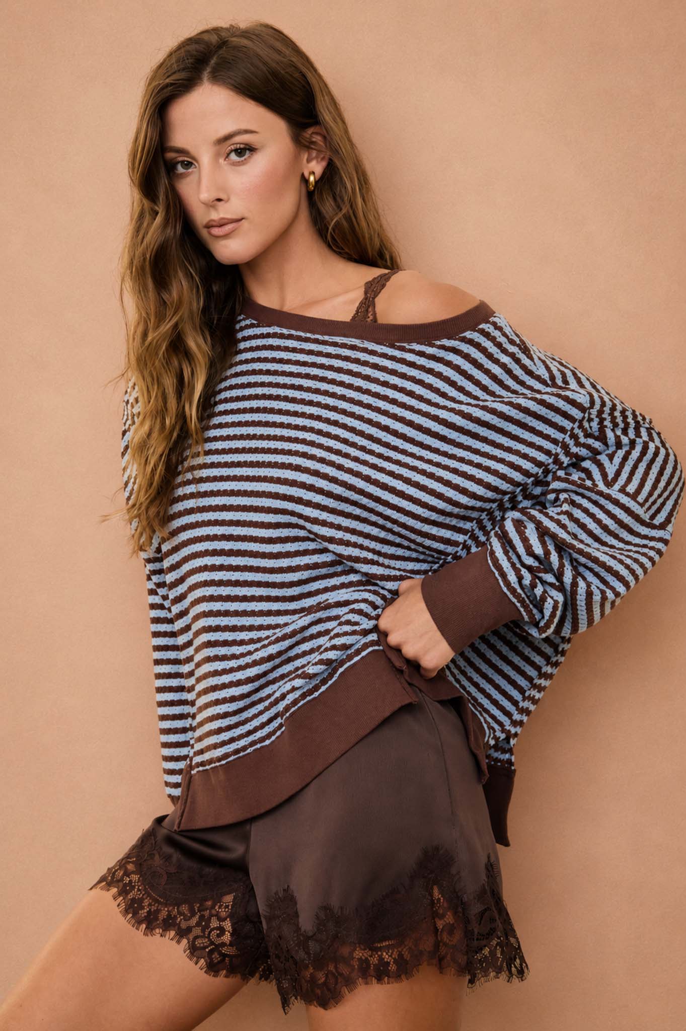 STRIPE EXPOSED SEAM SPLIT HEM LONG SLEEVE KNIT TOP (PRE-ORDER)