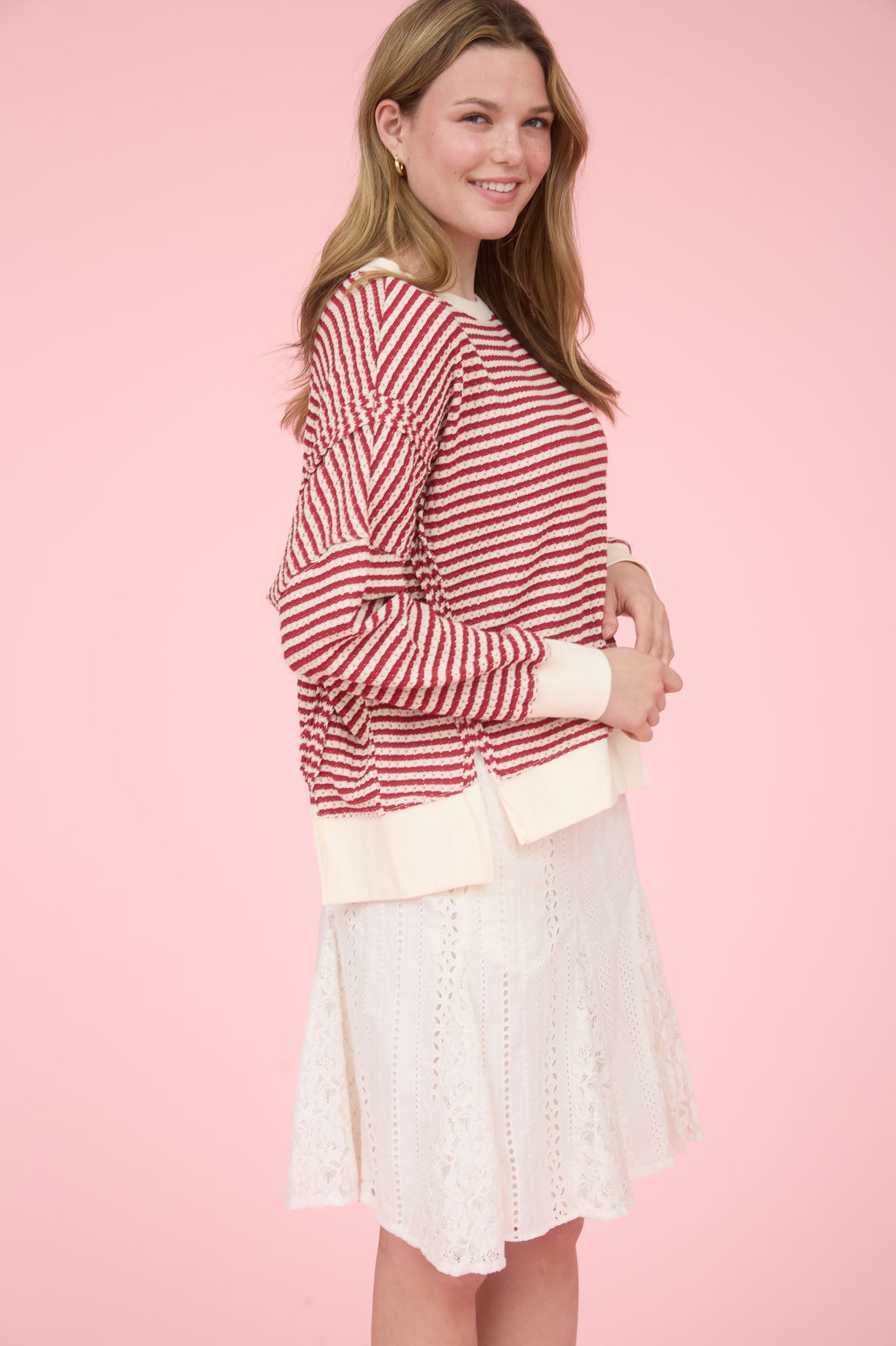 STRIPE EXPOSED SEAM SPLIT HEM LONG SLEEVE KNIT TOP (PRE-ORDER)