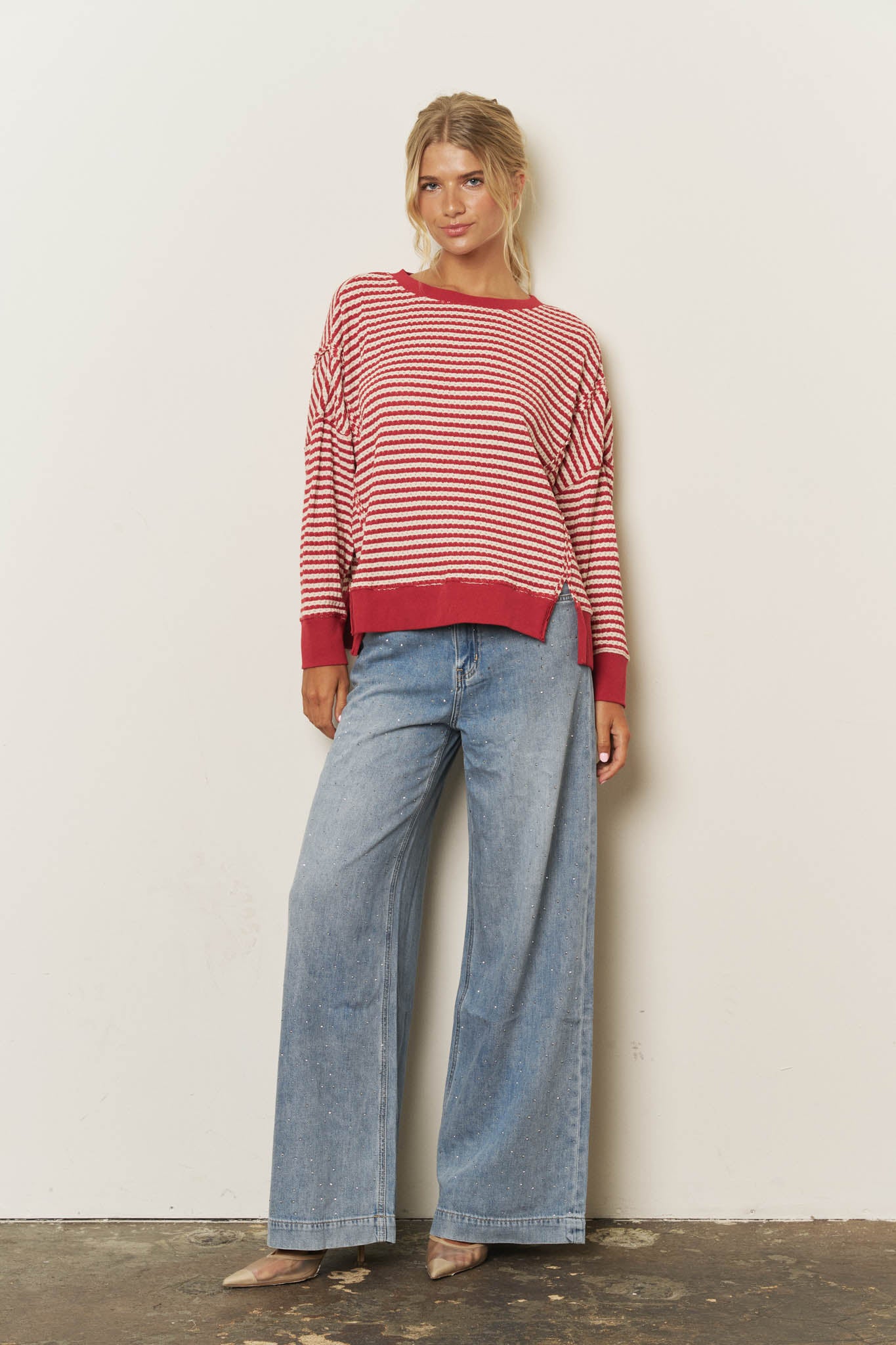 STRIPE EXPOSED SEAM SPLIT HEM LONG SLEEVE KNIT TOP (PRE-ORDER)