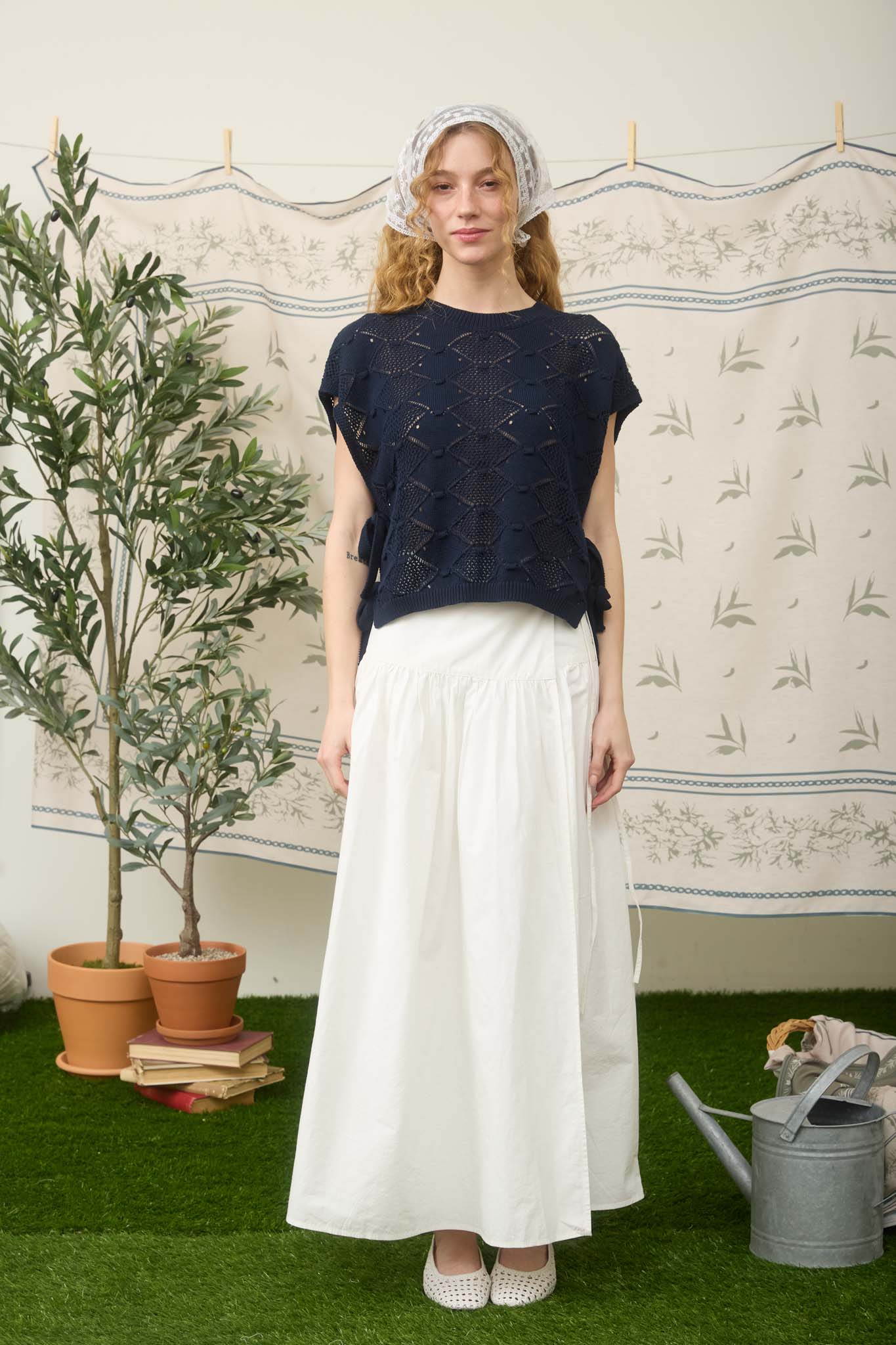 CLIP DOT SHORT SLEEVE SIDE TIE CROCHET SWEATER