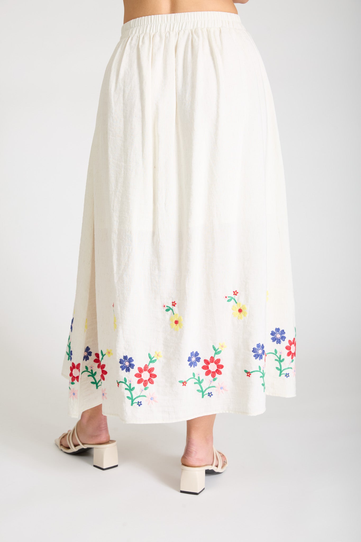 EMBROIDERED FLORAL ELASTIC WAIST MIDI SKIRT