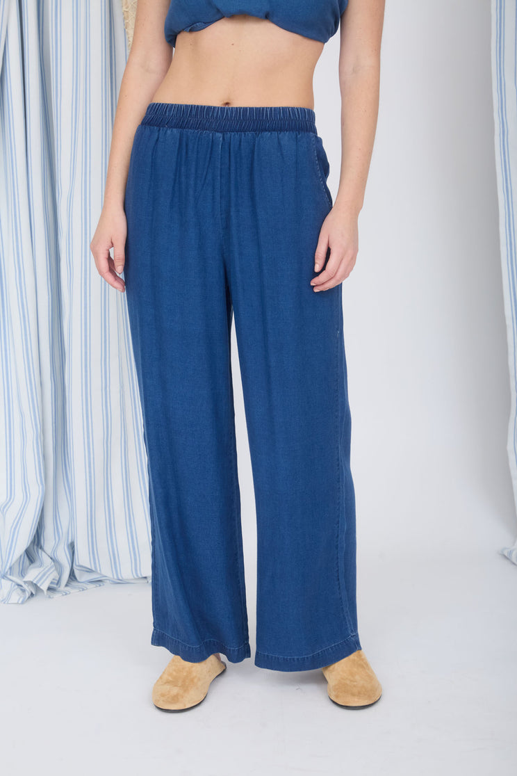 CHAMBRAY ELASTIC HIGH WAIST WIDE LEG PANTS