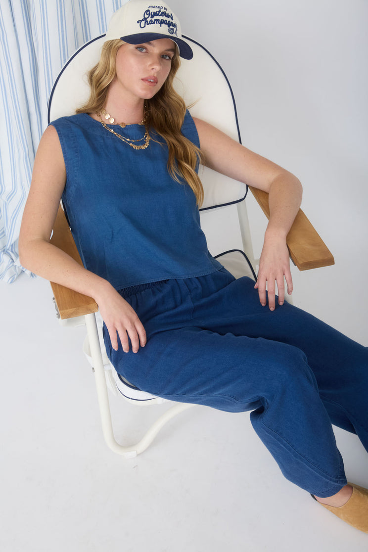 CHAMBRAY BACK HALF BUTTON DETAIL CROP TOP