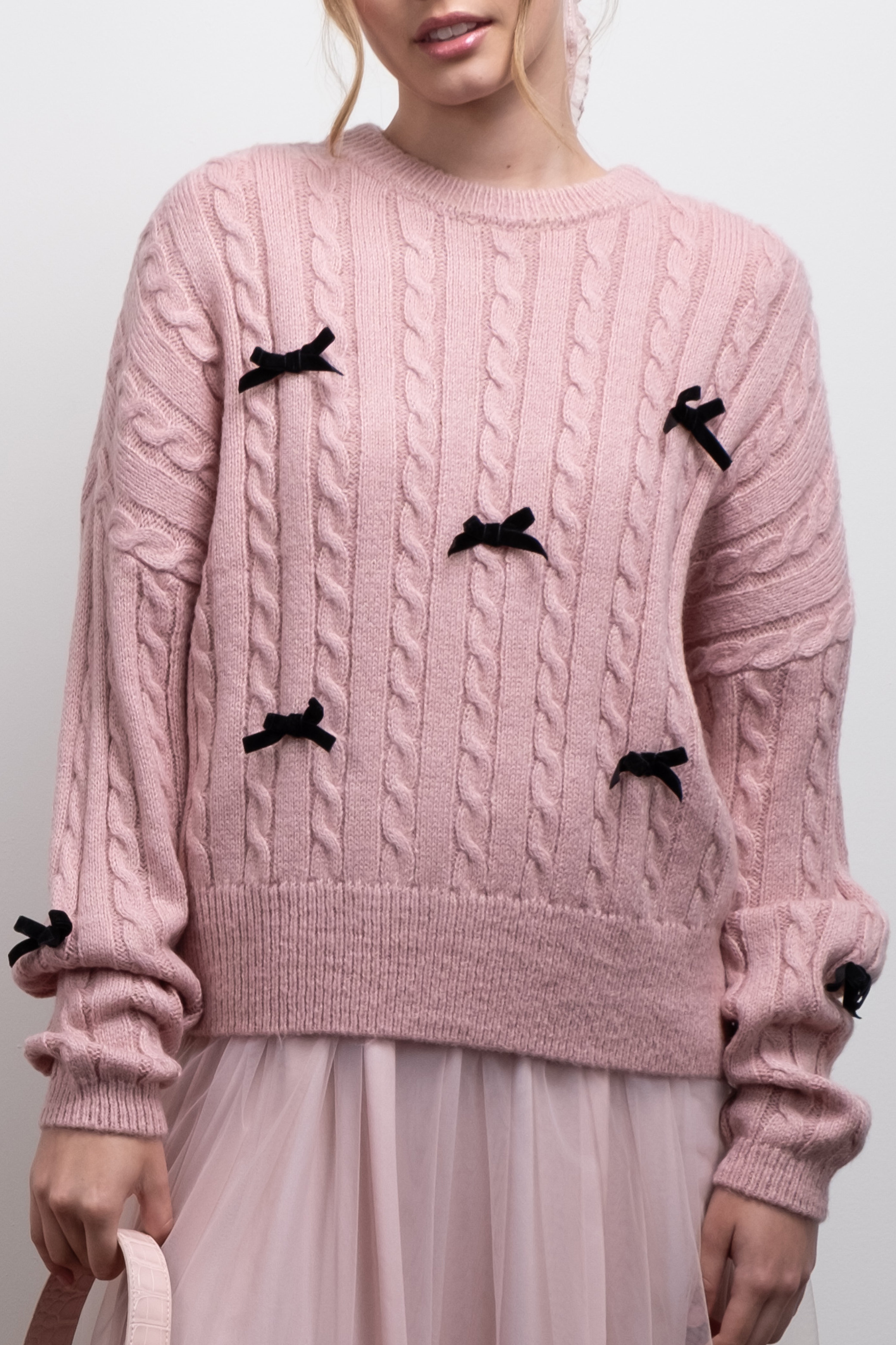 BOW DETAIL CABLE KNIT PULLOVER SWEATER