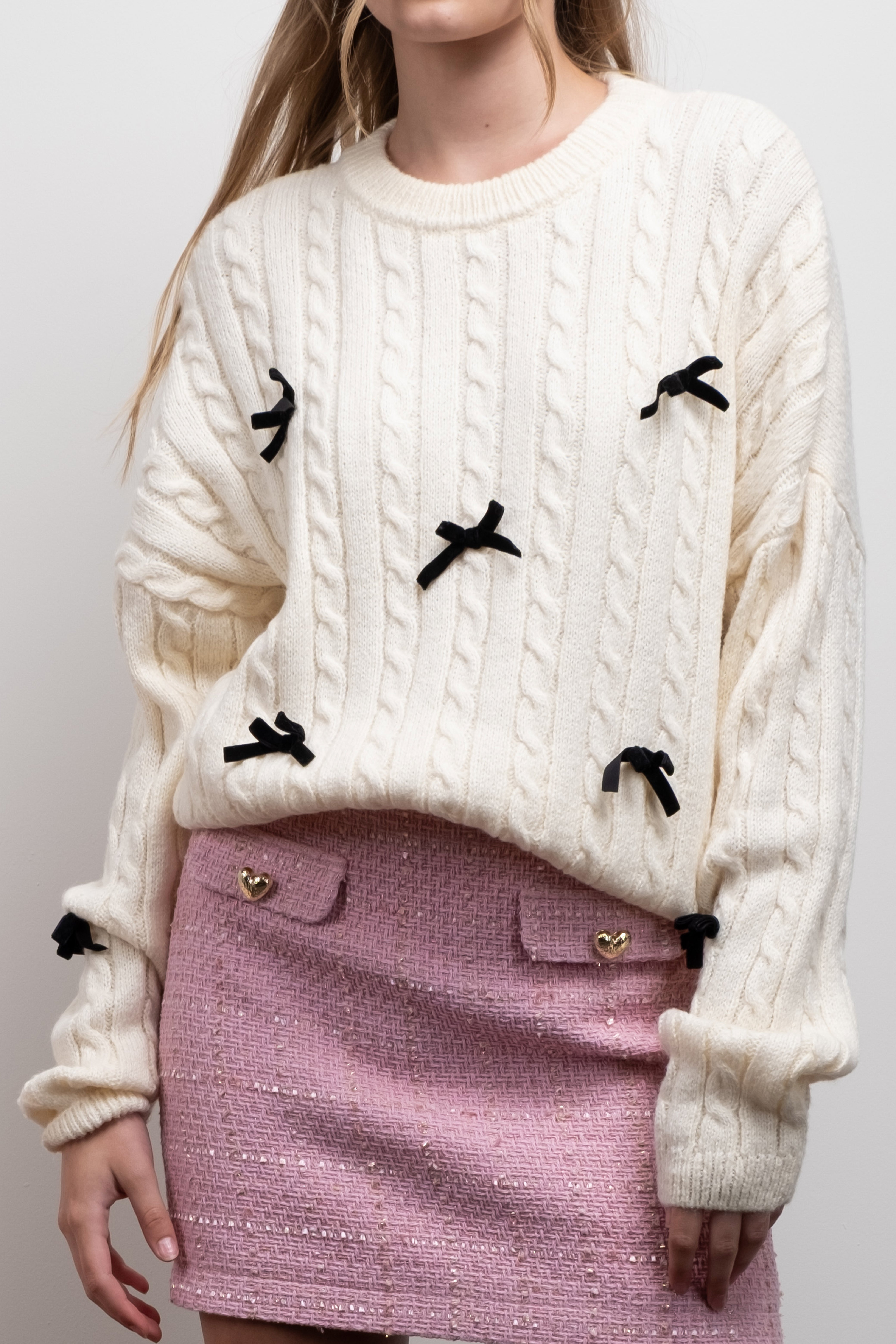 BOW DETAIL CABLE KNIT PULLOVER SWEATER