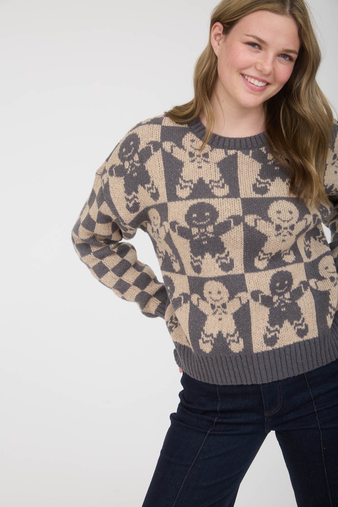 CHECKERED GINGERBREAD JACQUARD KNIT SWEATER