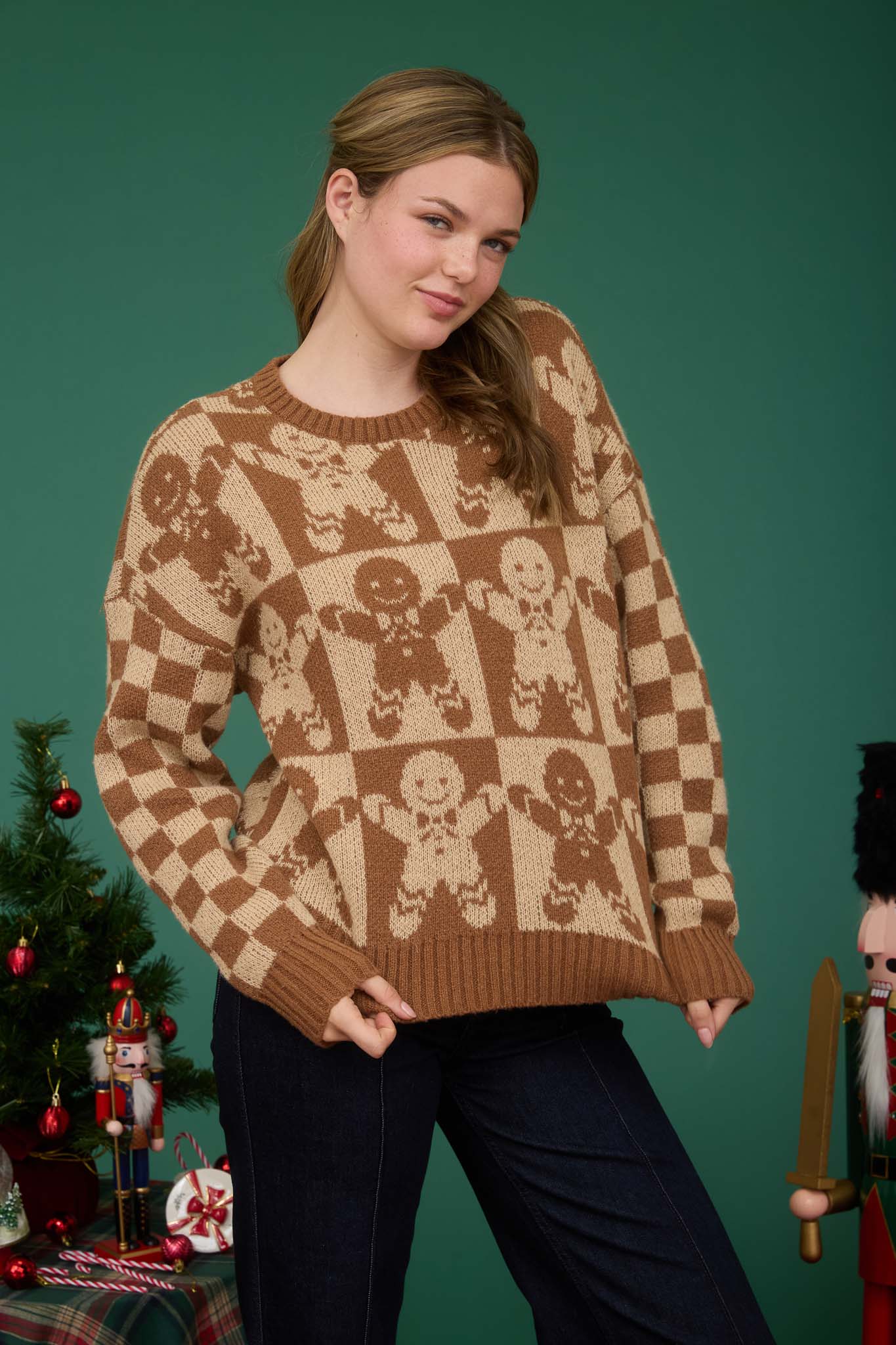 CHECKERED GINGERBREAD JACQUARD KNIT SWEATER