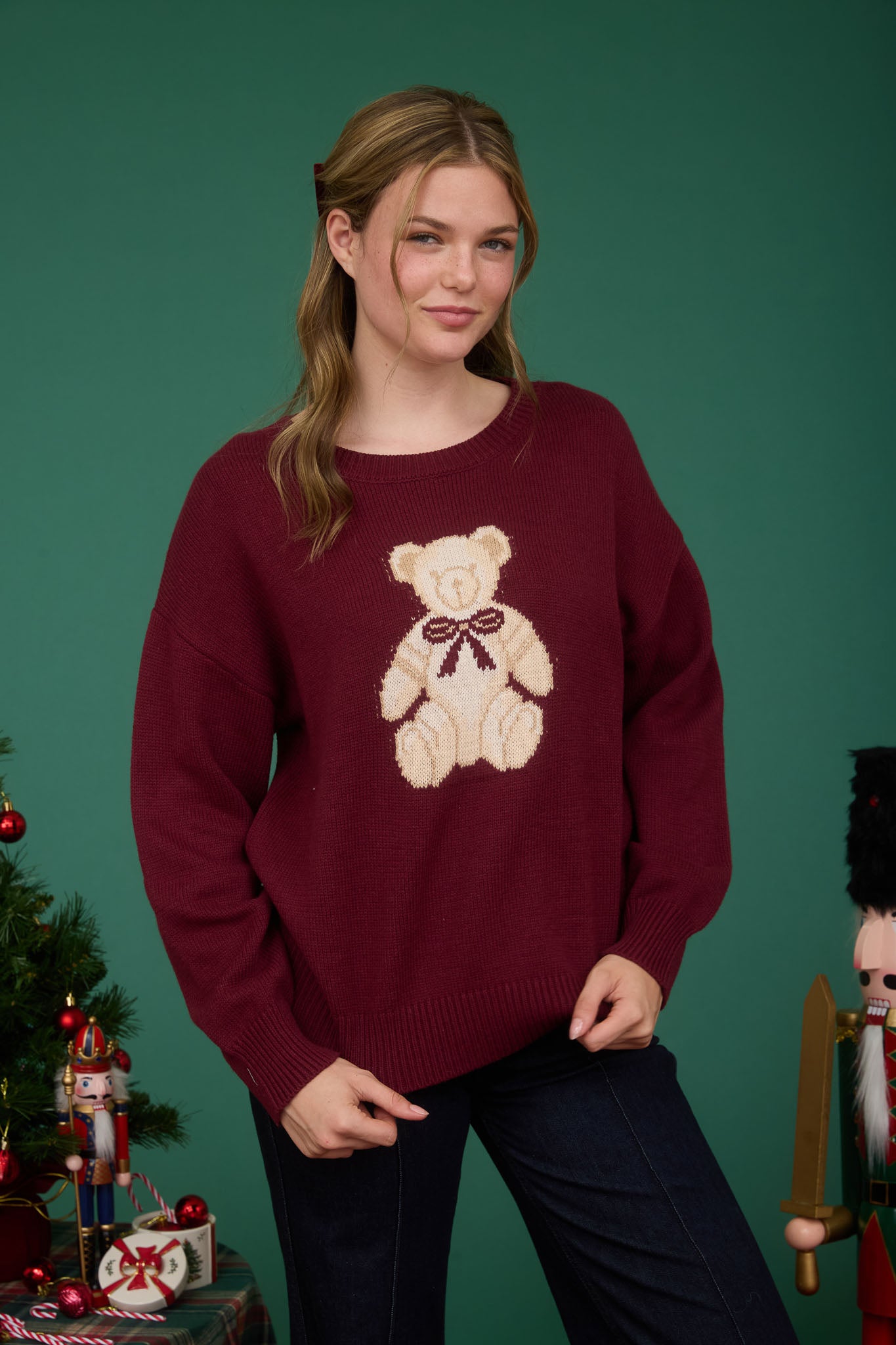 TEDDY JACQUARD CREW NECK KNIT PULLOVER SWEATER