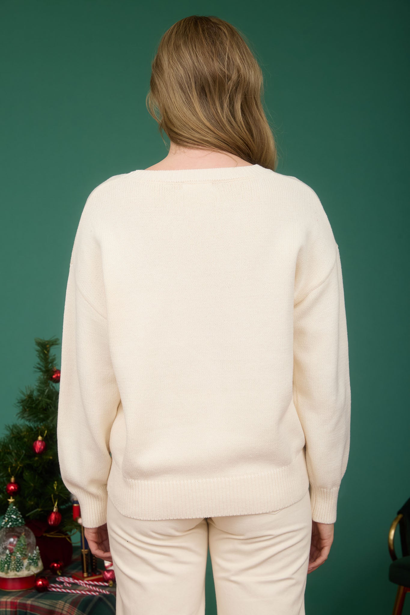 TEDDY JACQUARD CREW NECK KNIT PULLOVER SWEATER