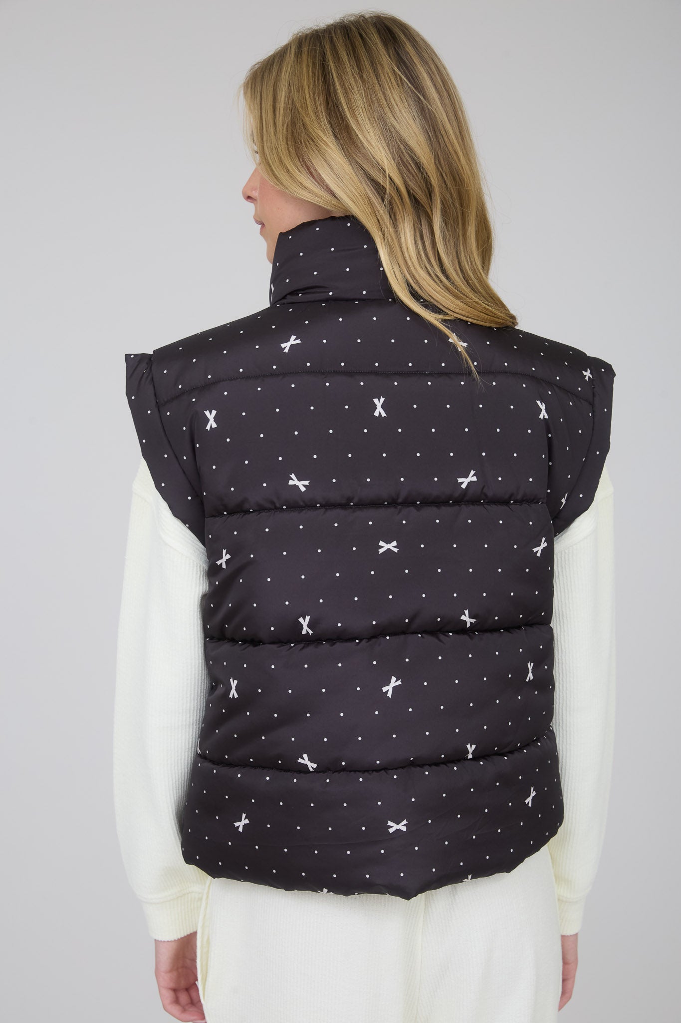 POLKA DOT BOW PATTERN ZIP-UP PUFFER VEST