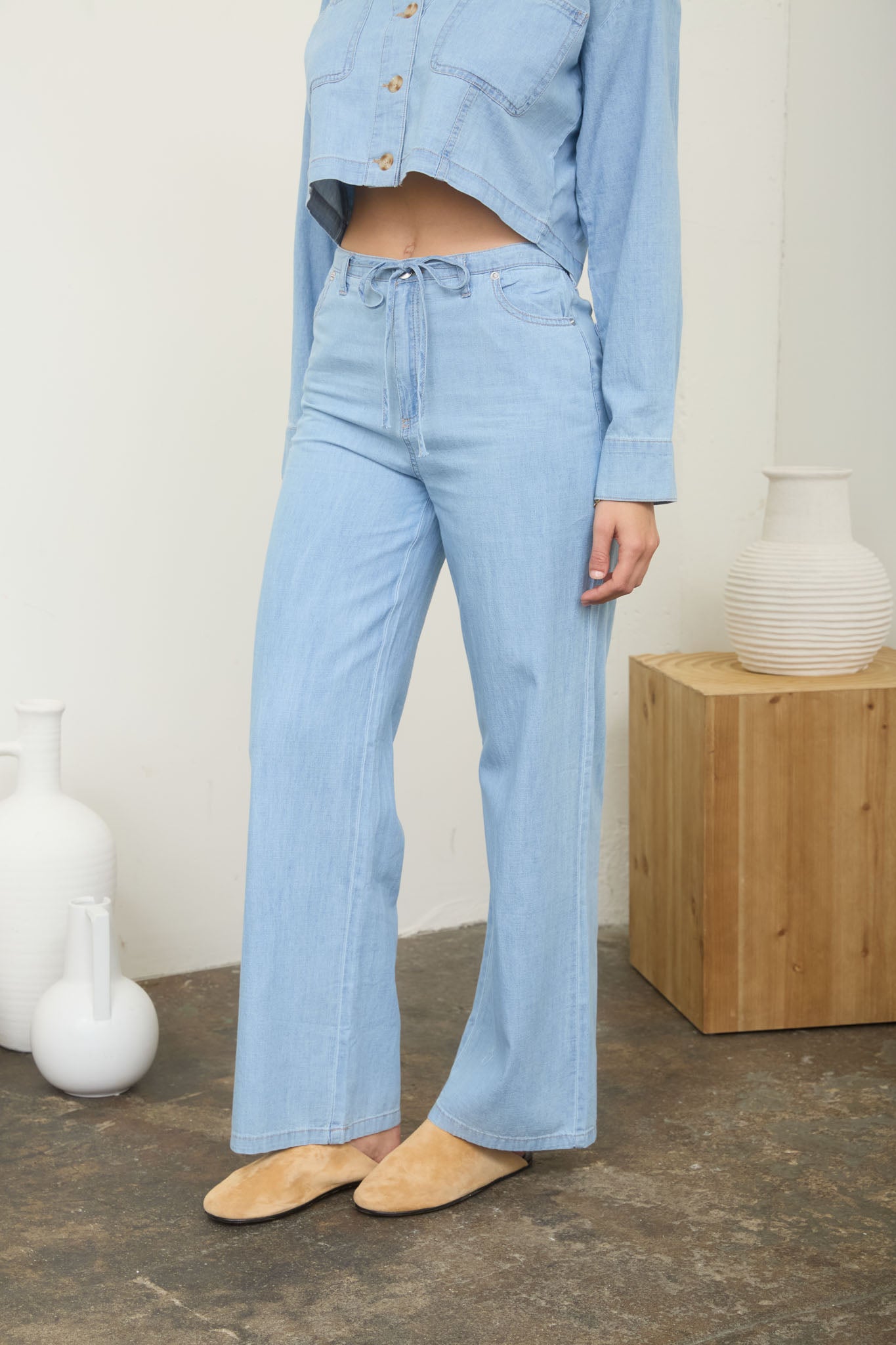 WASHED DENIM FRONT TIE WIDE LEG PANTS