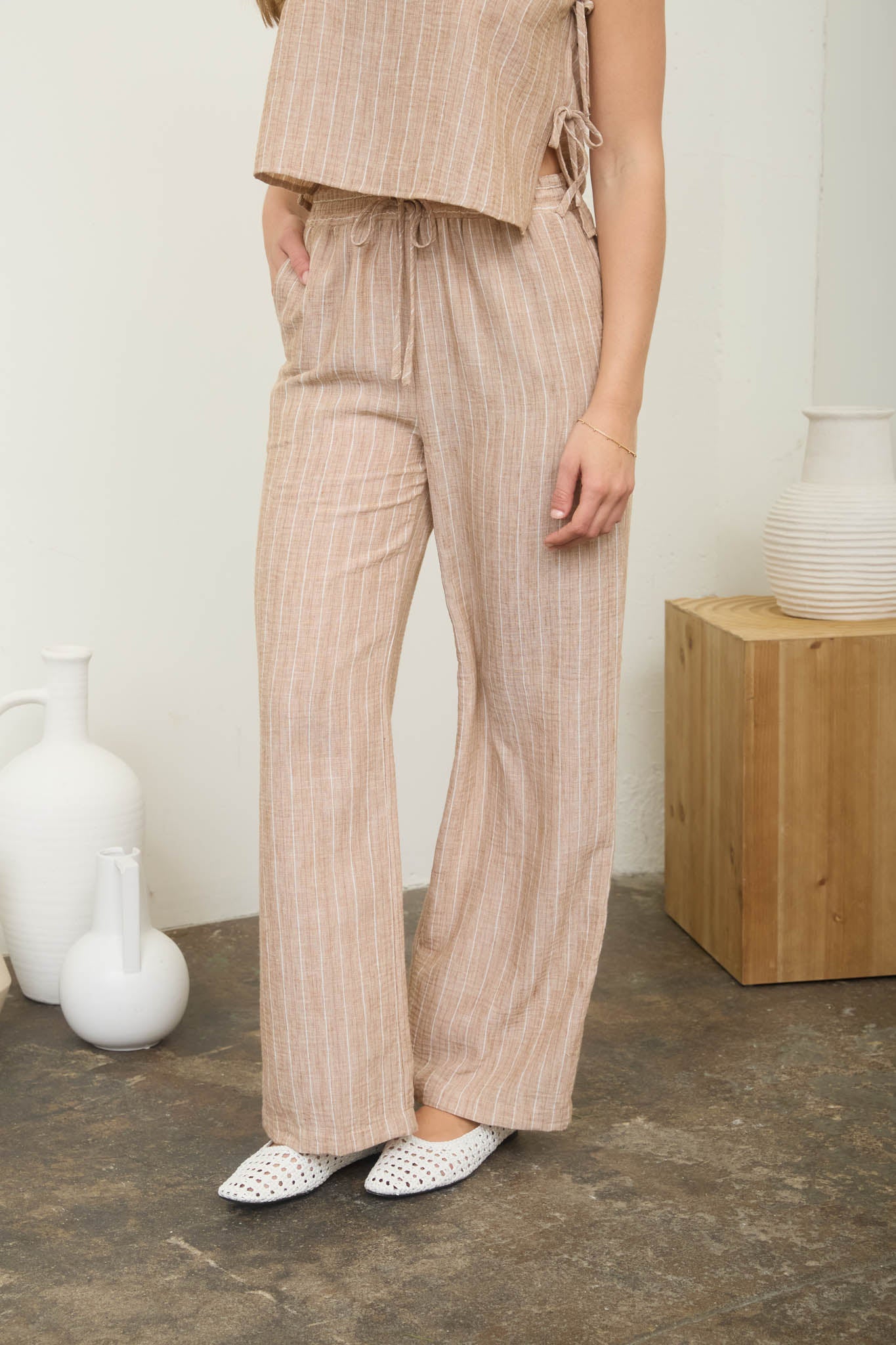STRIPE LINEN DRAWSTRING LOUNGE PANTS