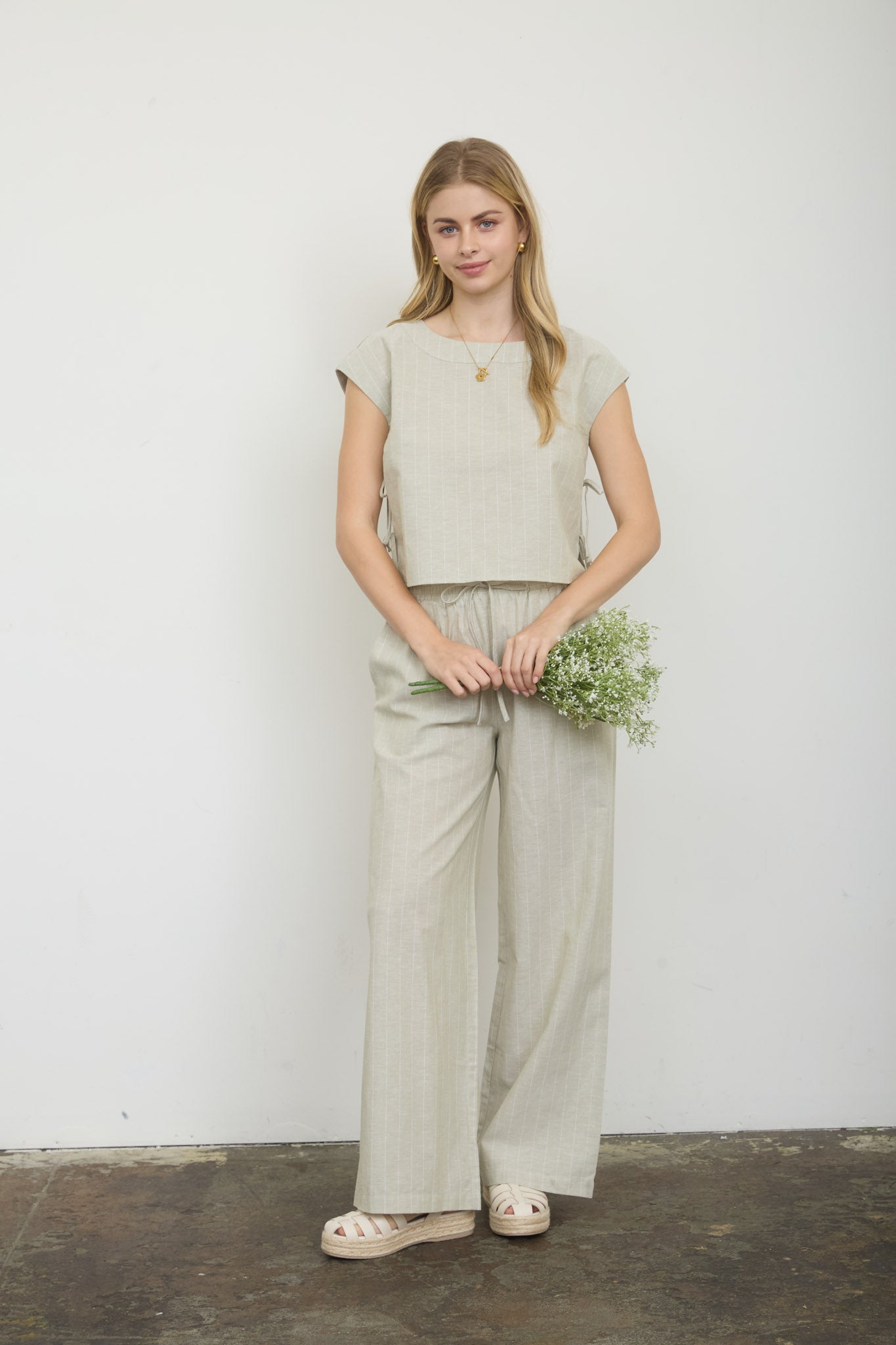 STRIPE LINEN SIDE TIE DETAIL SHORT SLEEVE TOP (PRE-ORDER)