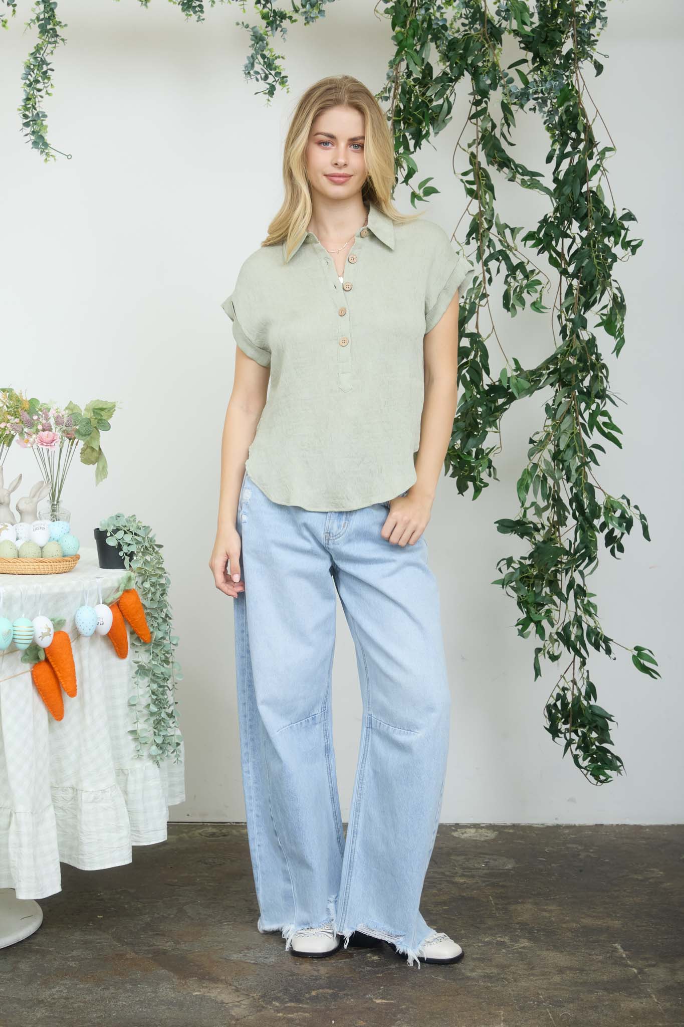 COLLARED HALF BUTTON SHORT SLEEVE LINEN BLEND TOP