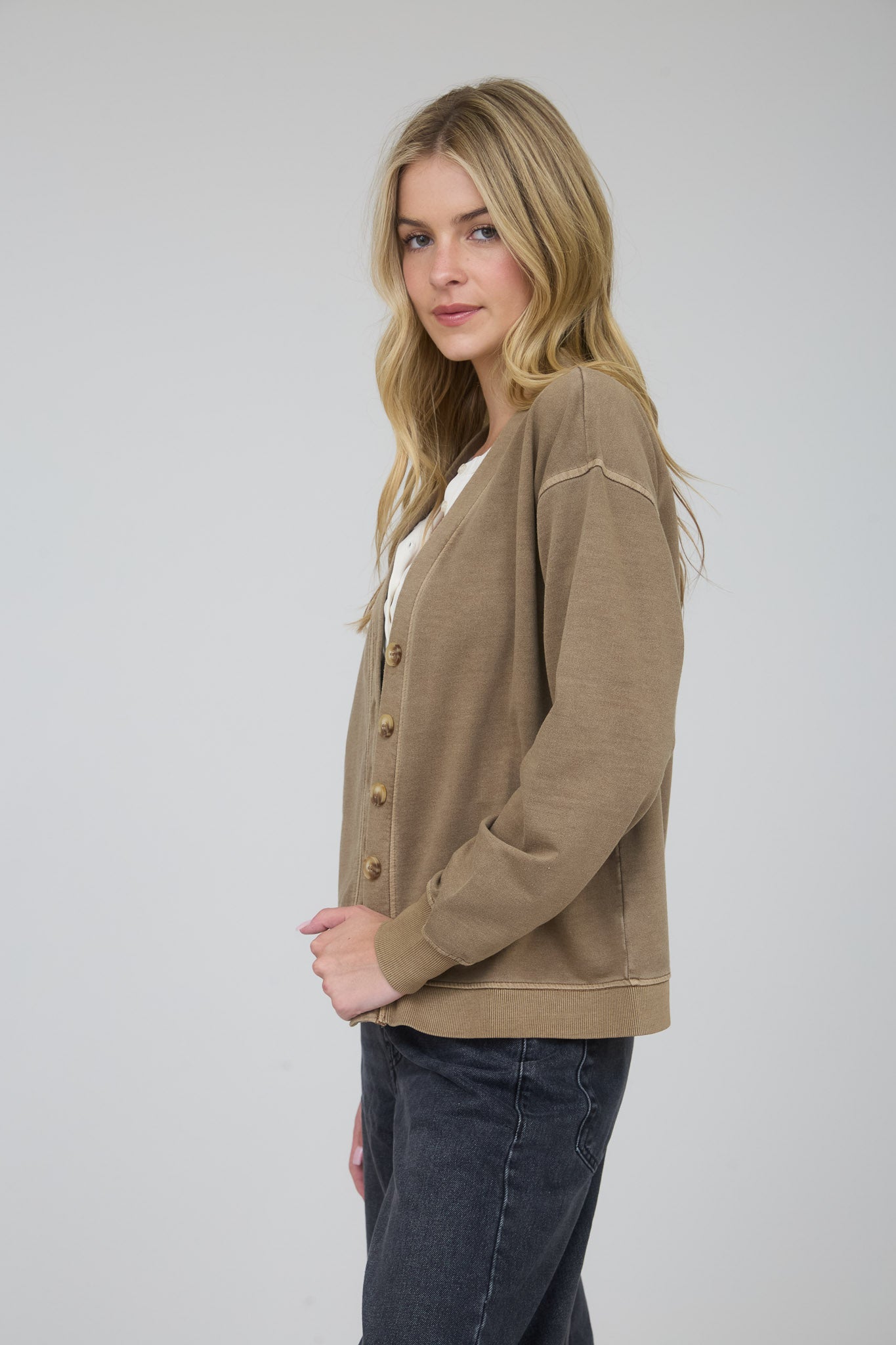 WASHED DETAIL BUTTON DOWN LONG SLEEVE CARDIGAN