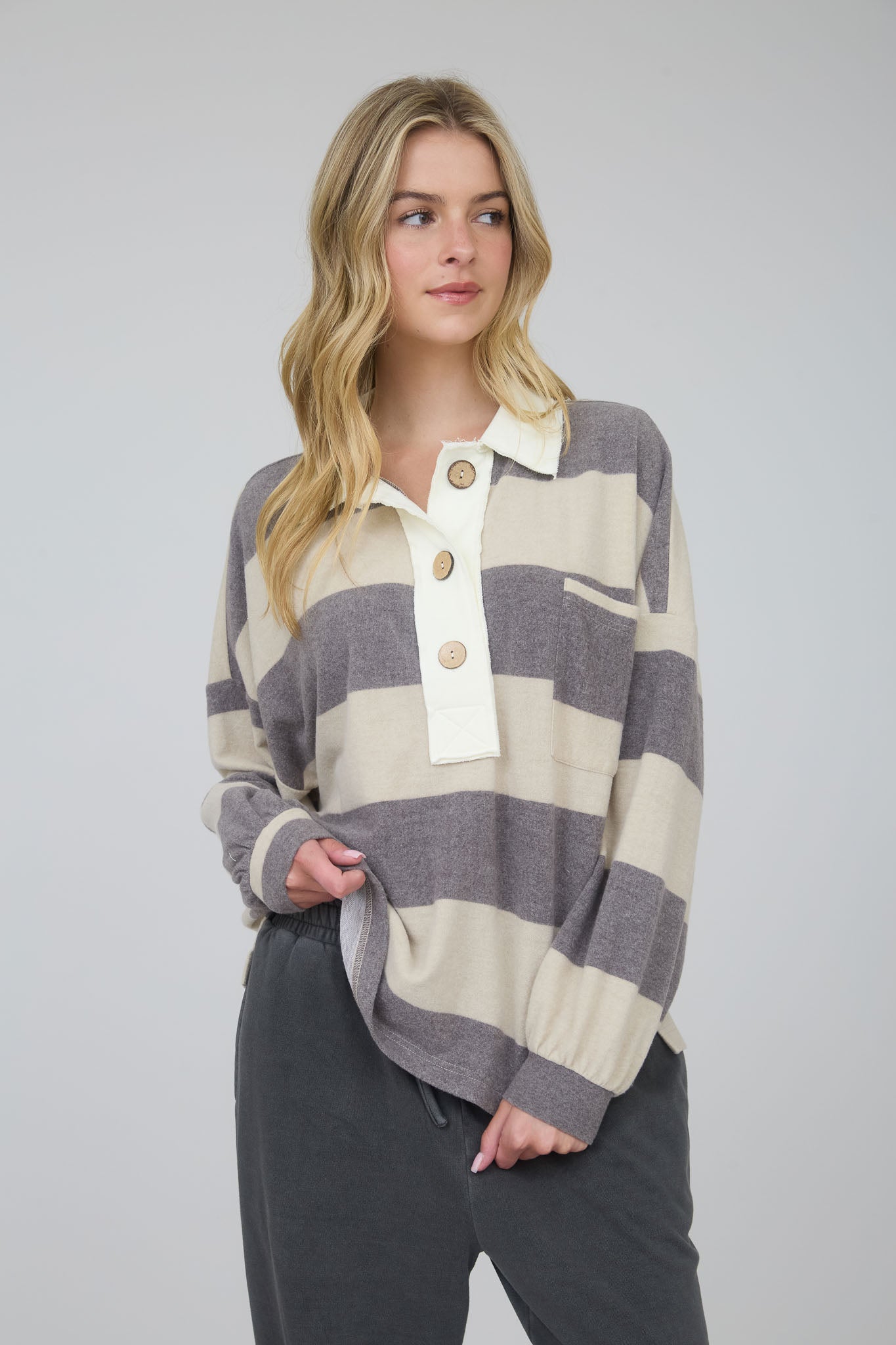 WASHED STRIPE CONTRAST COLLAR LONG SLEEVE KNIT TOP (PRE-ORDER)