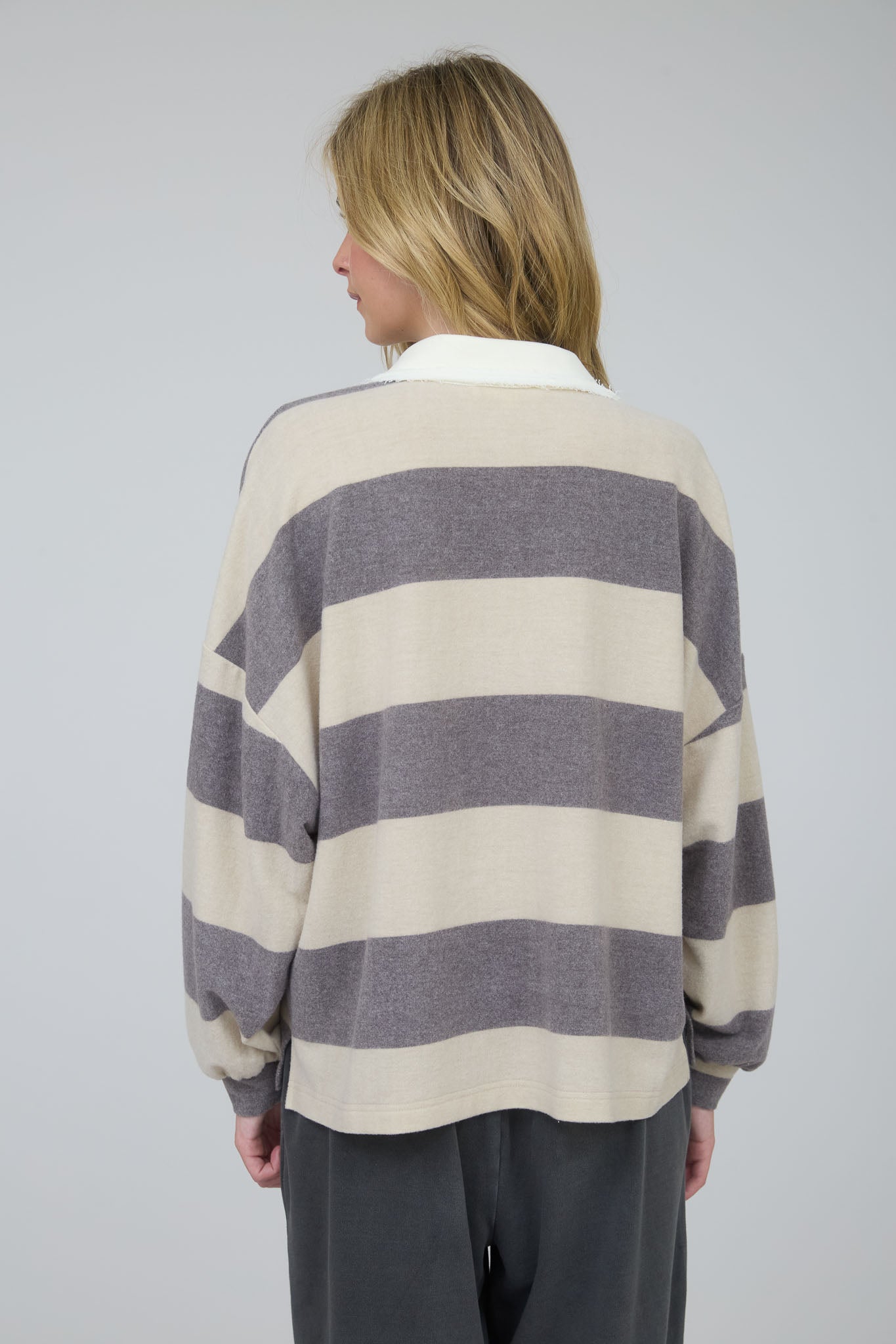 WASHED STRIPE CONTRAST COLLAR LONG SLEEVE KNIT TOP (PRE-ORDER)