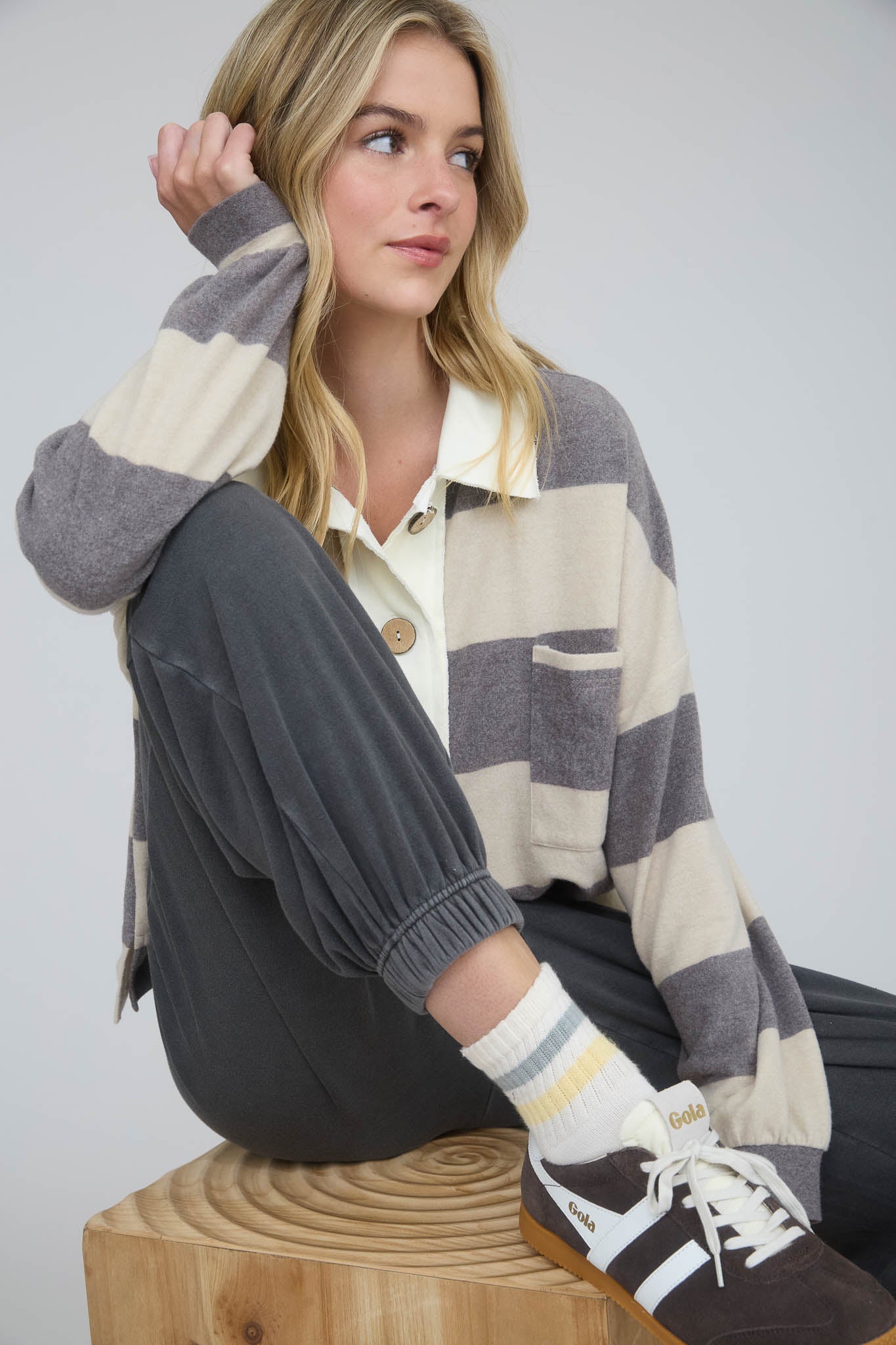 WASHED STRIPE CONTRAST COLLAR LONG SLEEVE KNIT TOP (PRE-ORDER)