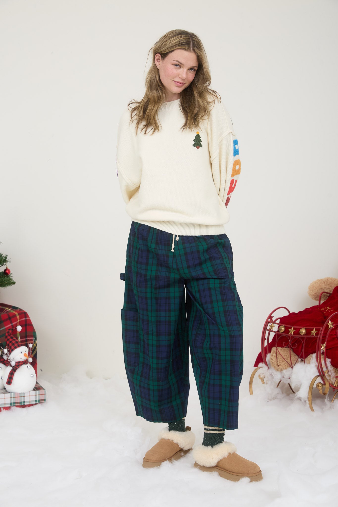 MERRY CHRISTMAS MULTICOLOR CREWNECK KNIT SWEATER (PRE-ORDER)