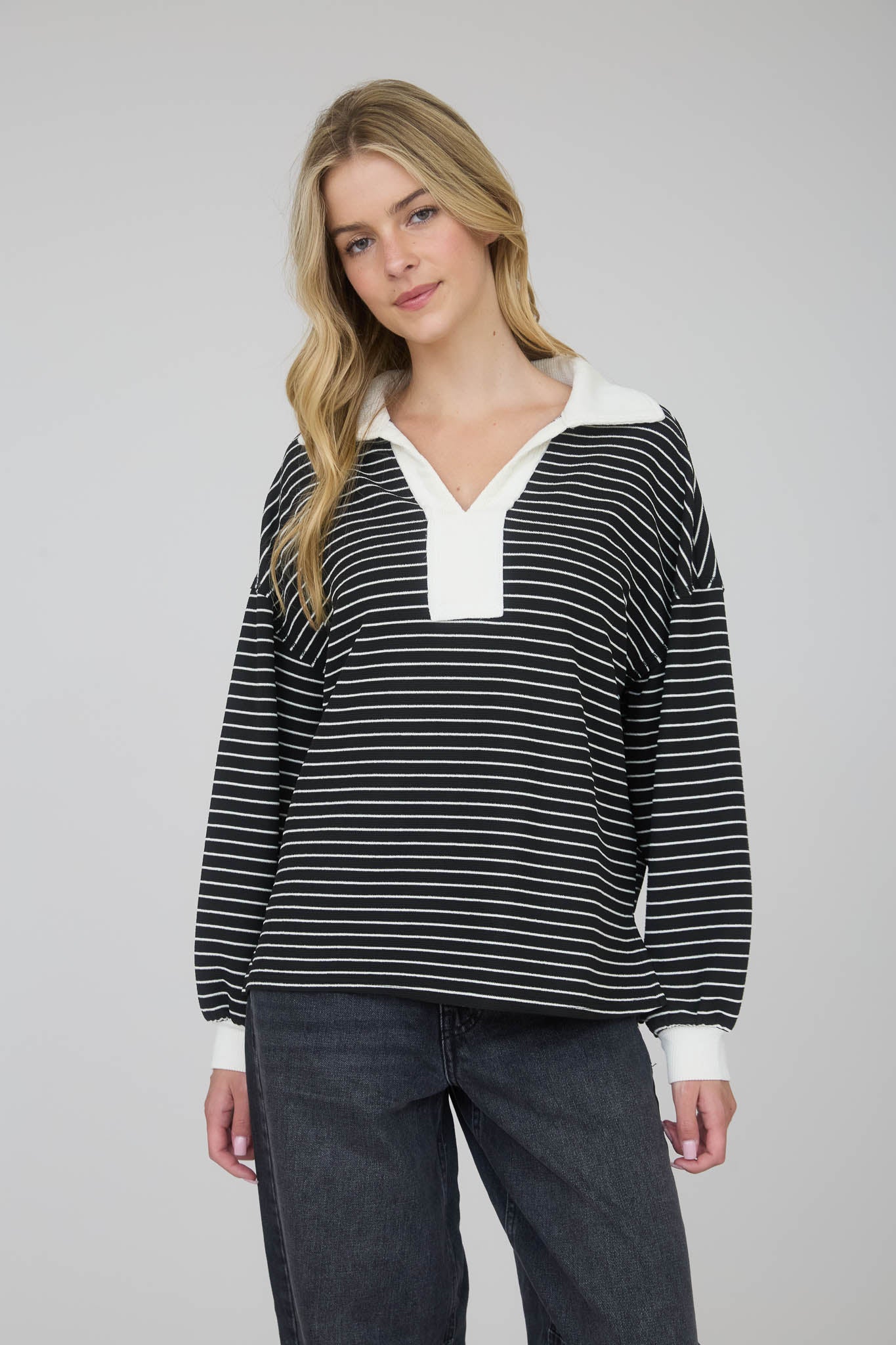 CONTRAST COLLAR STRIPE LONG SLEEVE KNIT TOP