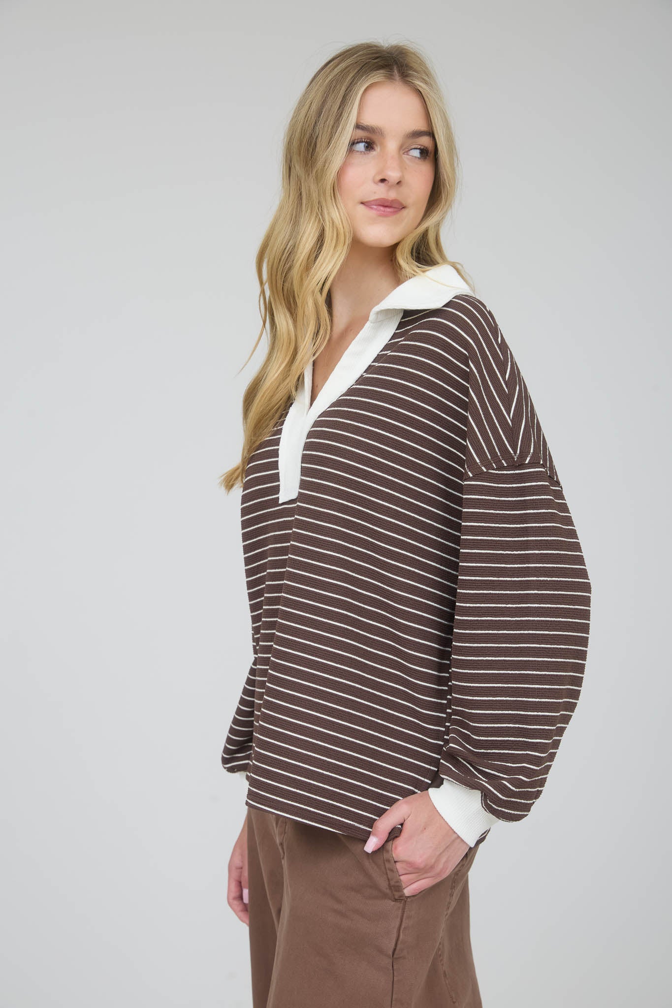 CONTRAST COLLAR STRIPE LONG SLEEVE KNIT TOP