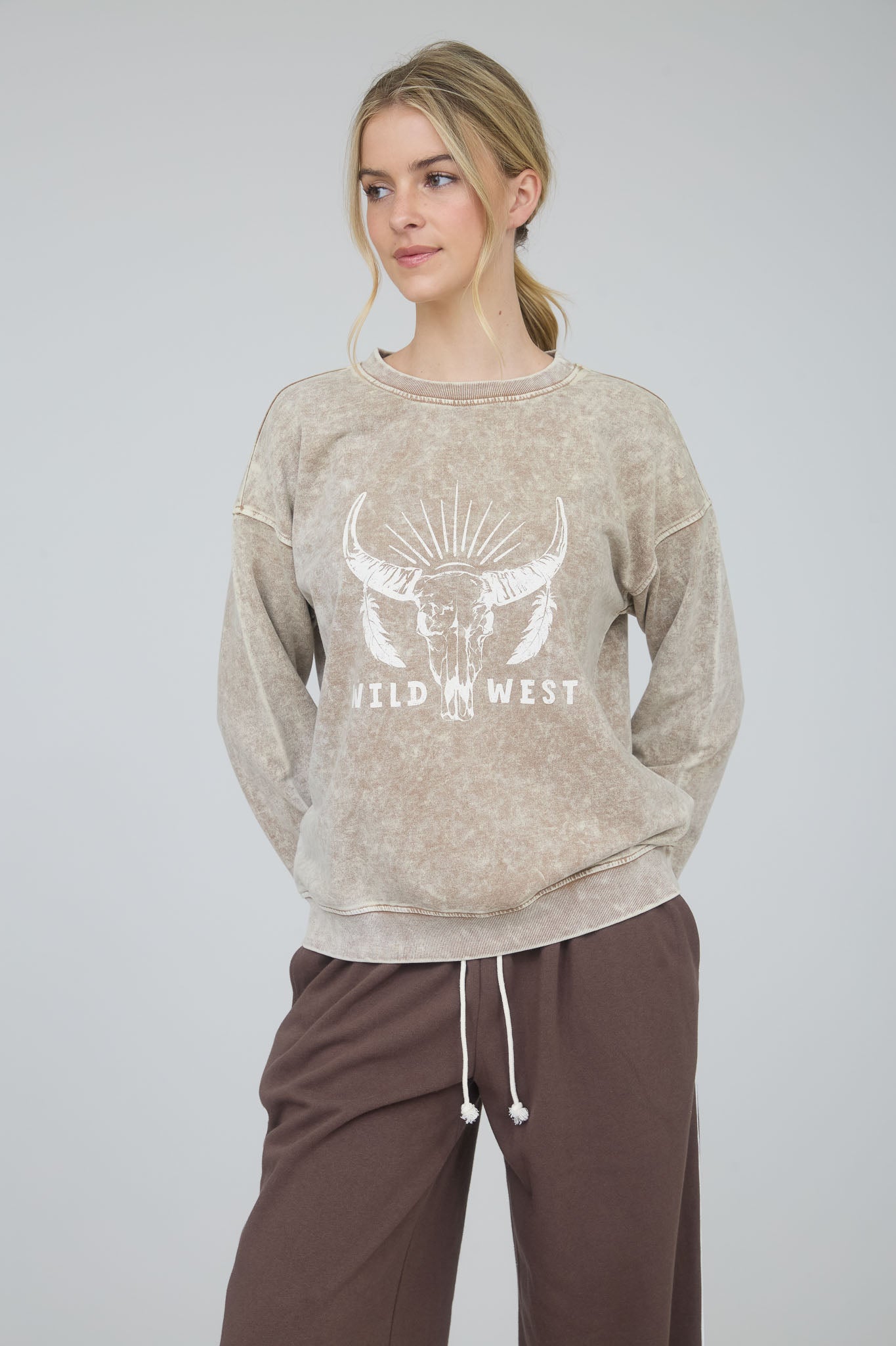 WILD WEST GRAPHIC LONG SLEEVE KNIT TOP