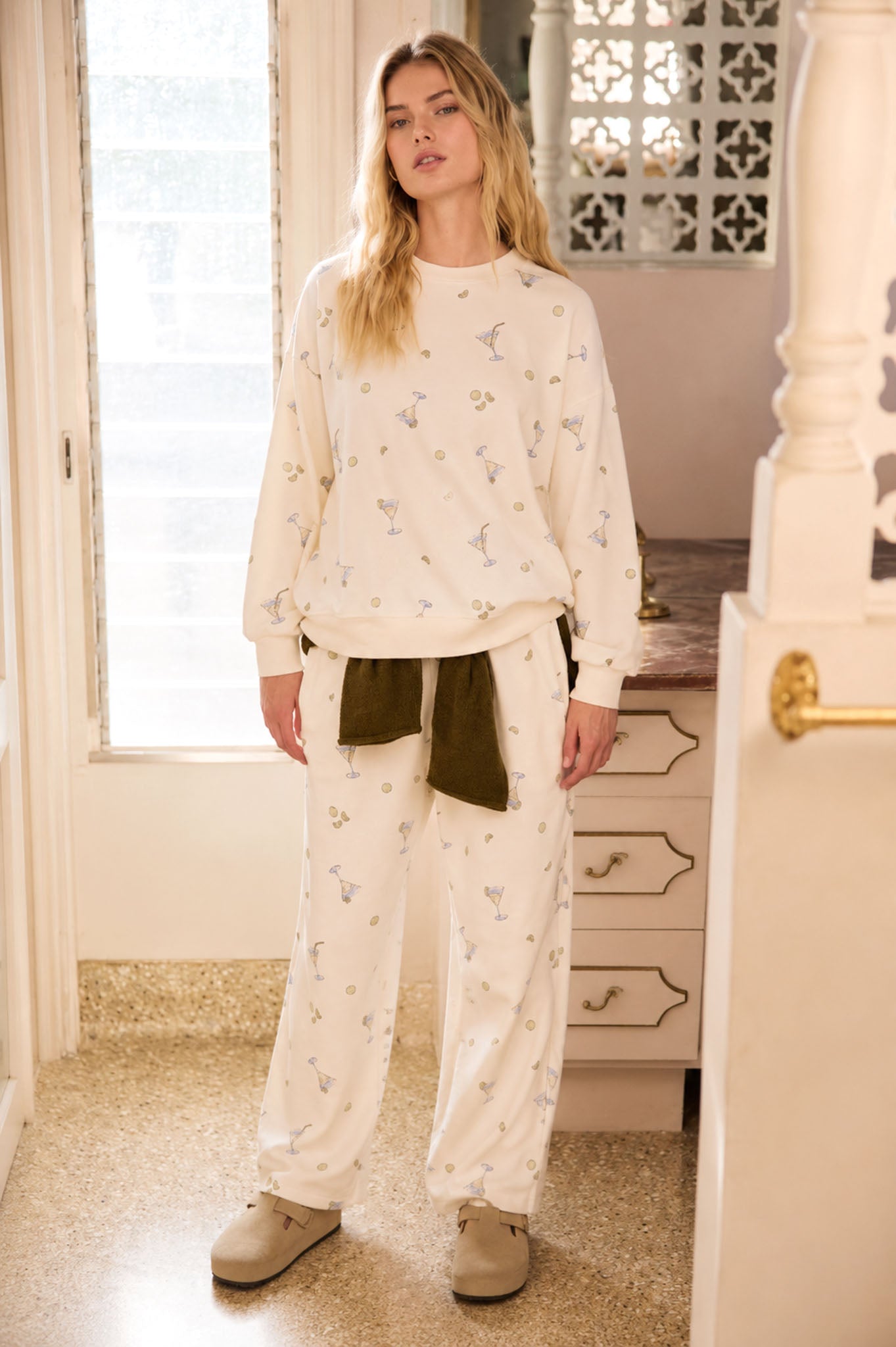 MARTINI MOTIF CREW NECK LONG SLEEVE KNIT TOP (PRE-ORDER)