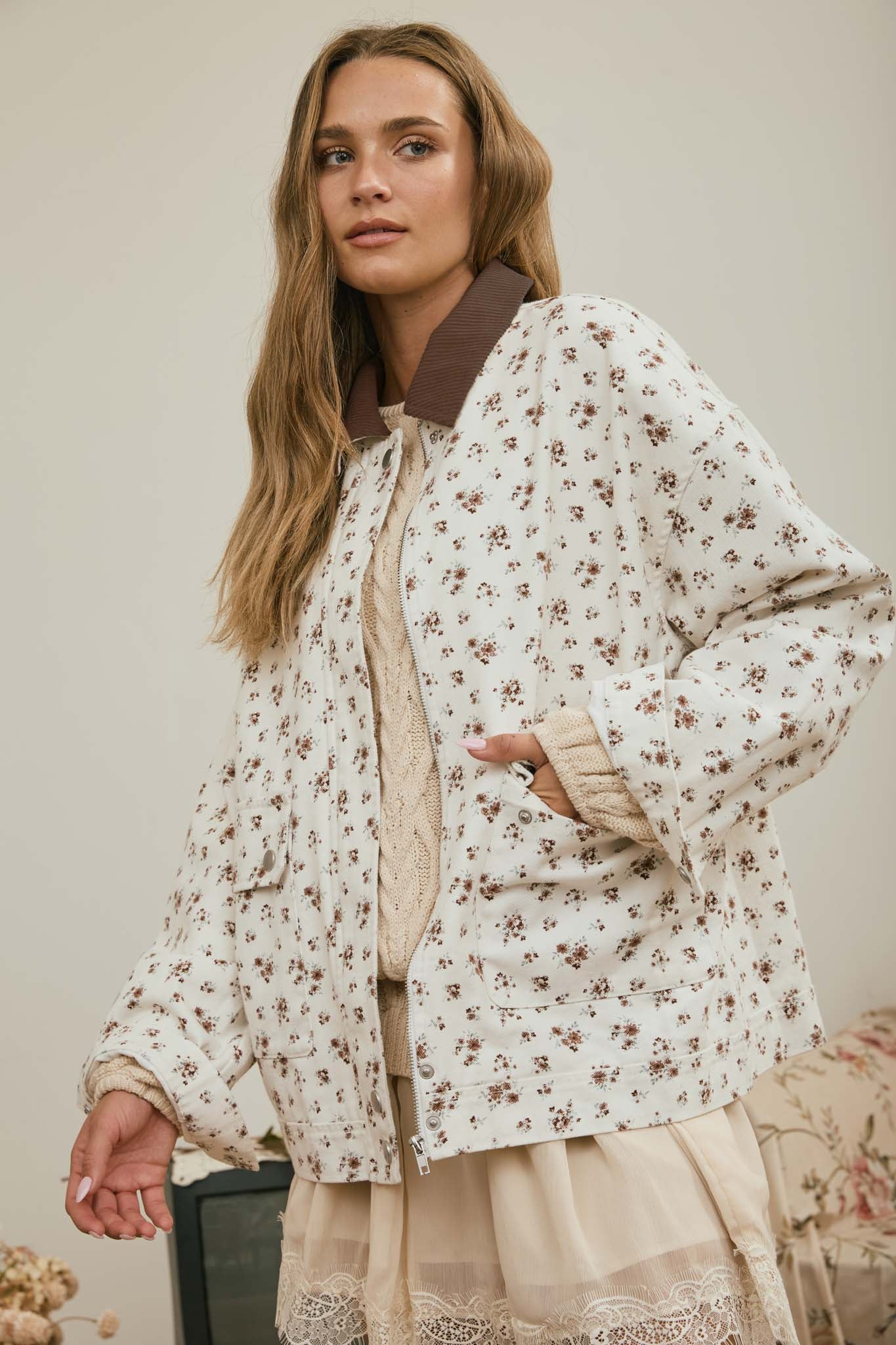 FLORAL CORDUROY COLLAR BUTTON DOWN DENIM JACKET (PRE-ORDER)