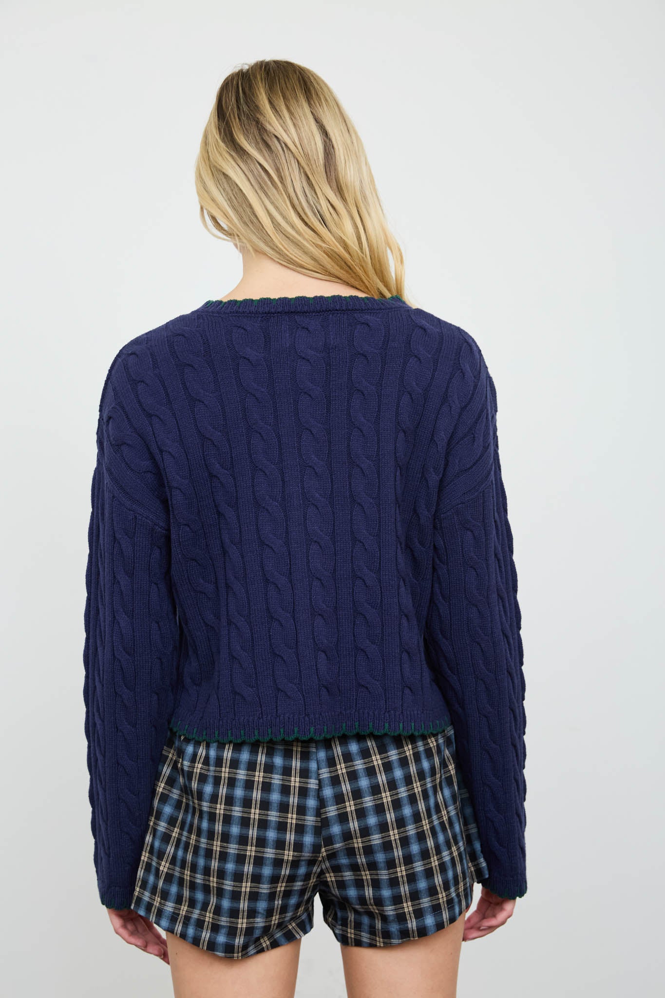 CABLE KNIT REINDEER EMBROIDERED SCALLOP CARDIGAN