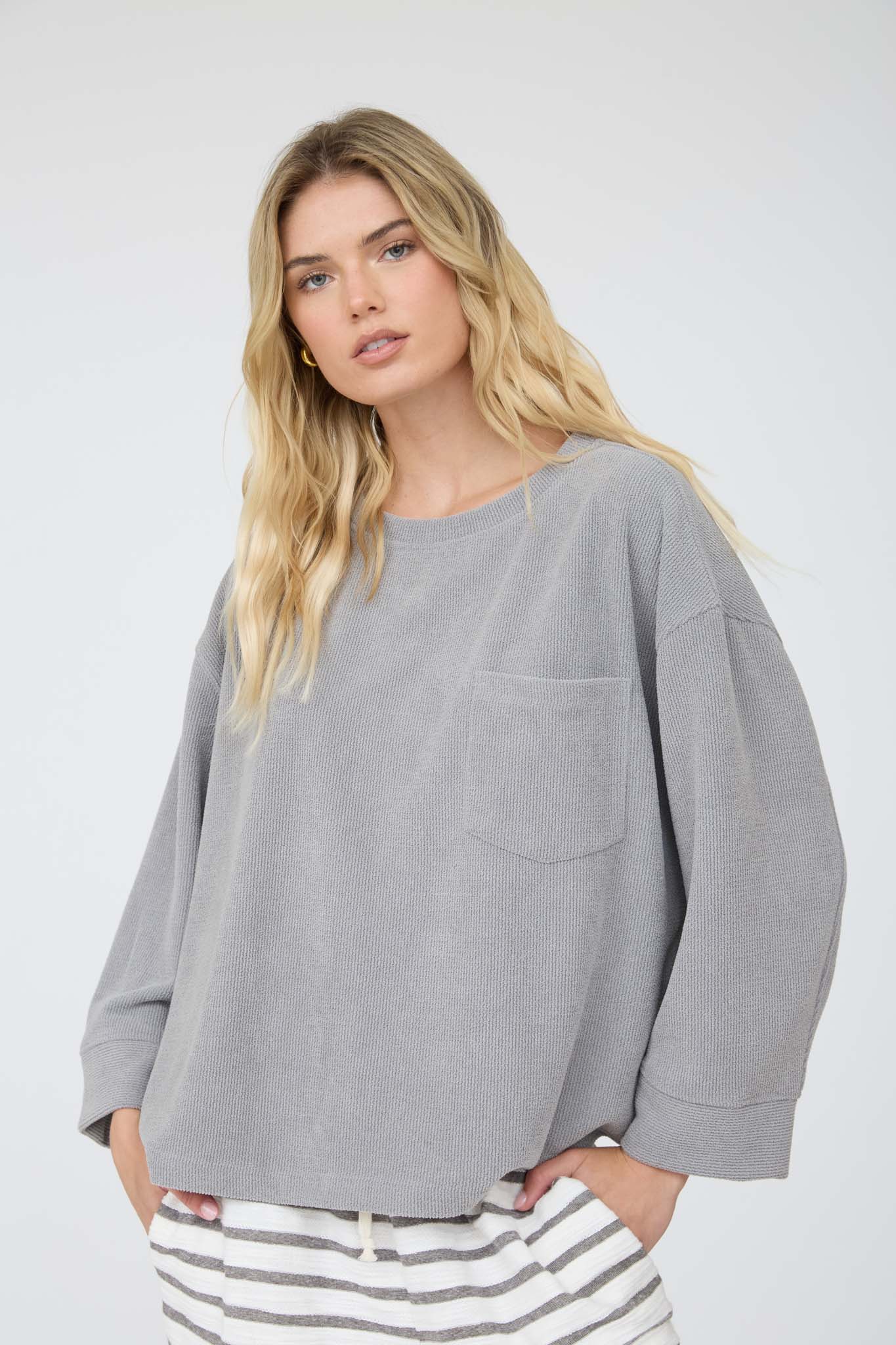 OVERSIZED LONG SLEEVE TEXTURED KNIT TOP (PRE-ORDER)