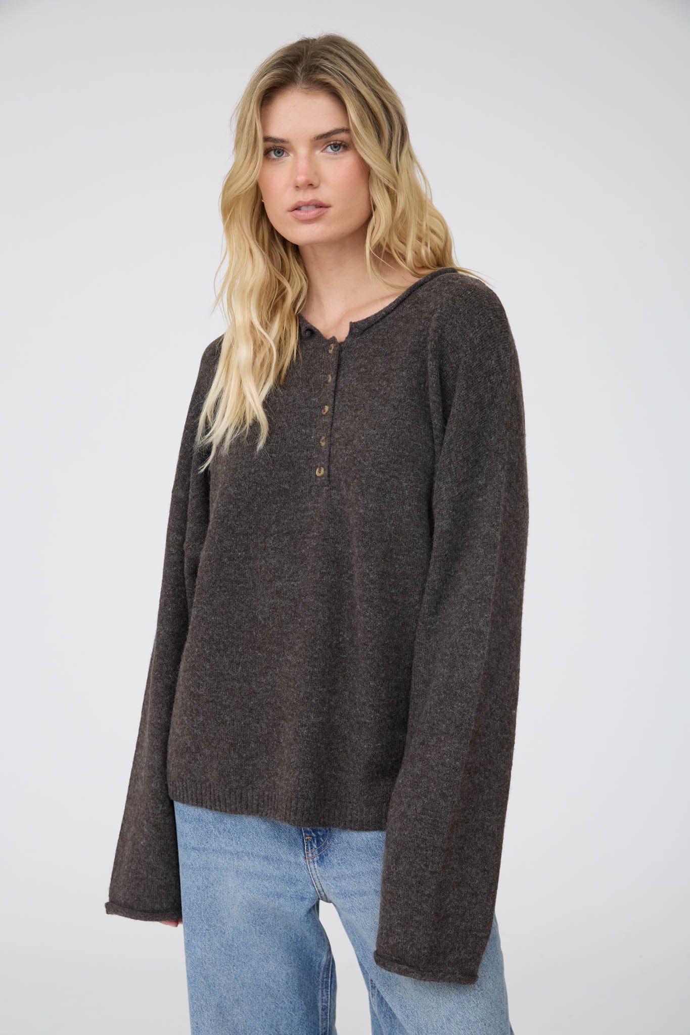 RAW ROLLED EDGE HENLEY RELAXED PULLOVER SWEATER (PRE-ORDER)