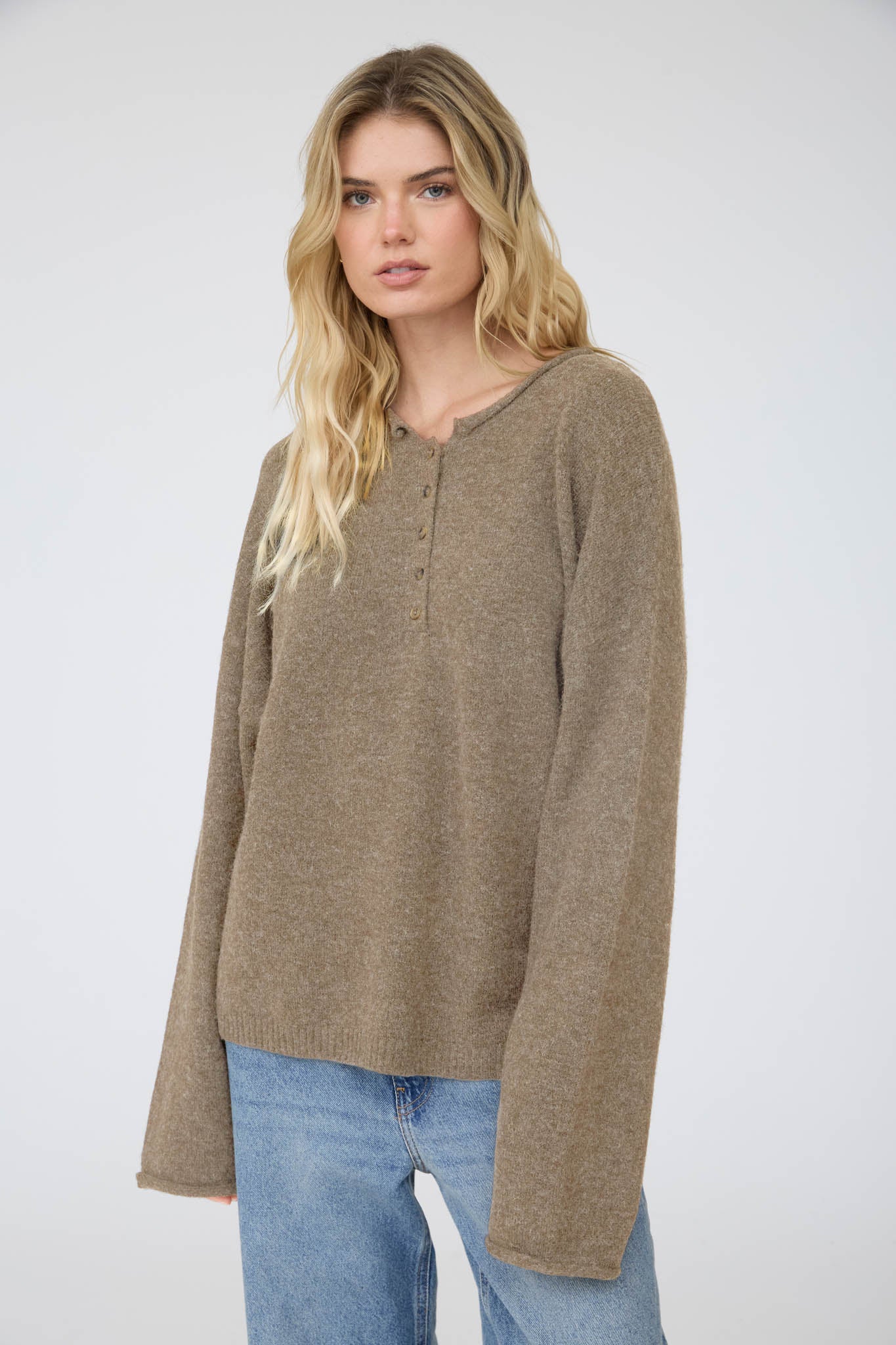 RAW ROLLED EDGE HENLEY RELAXED PULLOVER SWEATER (PRE-ORDER)
