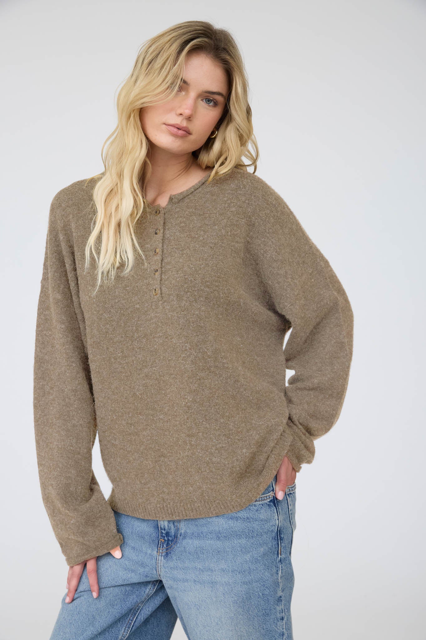 RAW ROLLED EDGE HENLEY RELAXED PULLOVER SWEATER (PRE-ORDER)